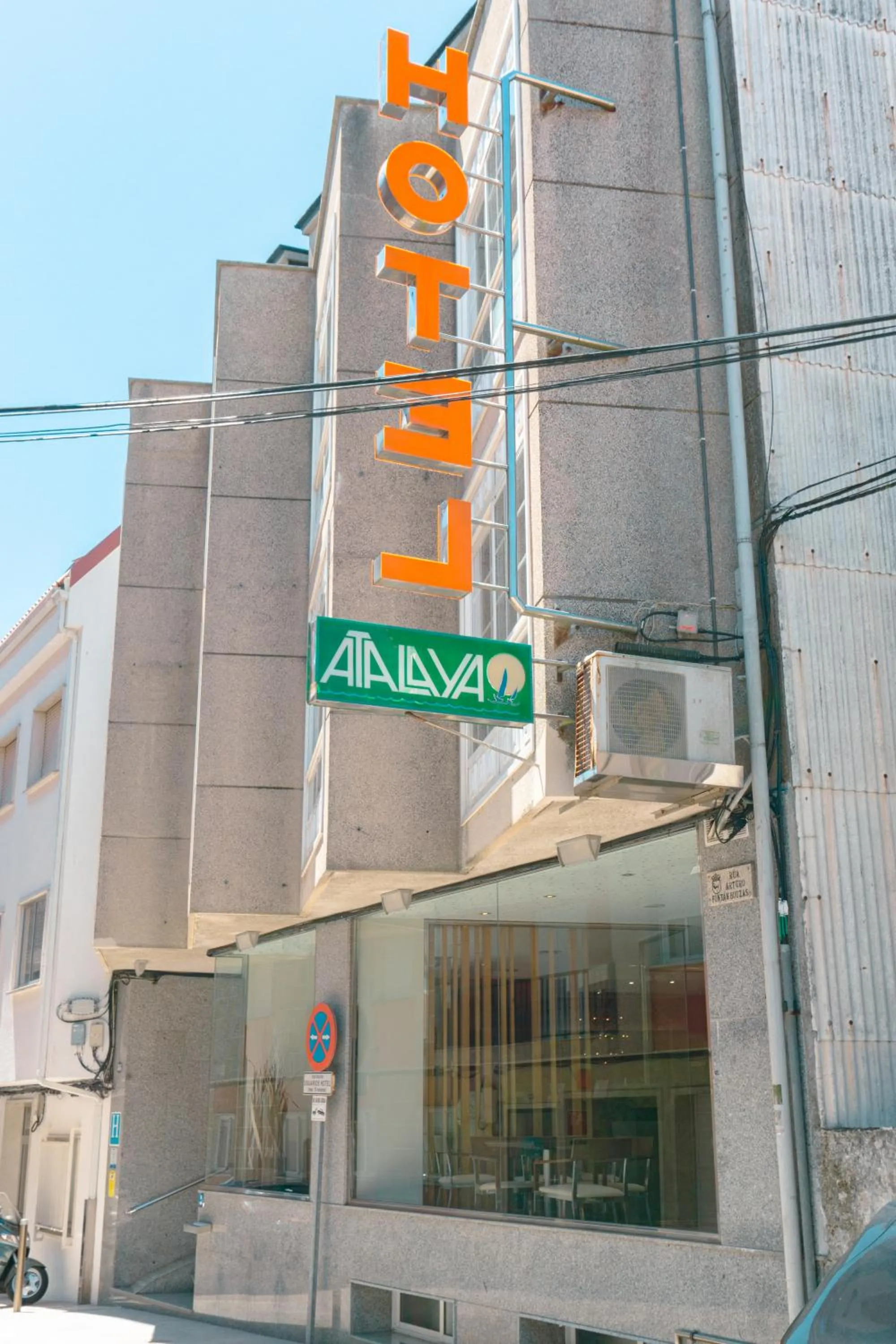 Property building in Hotel Atalaya I