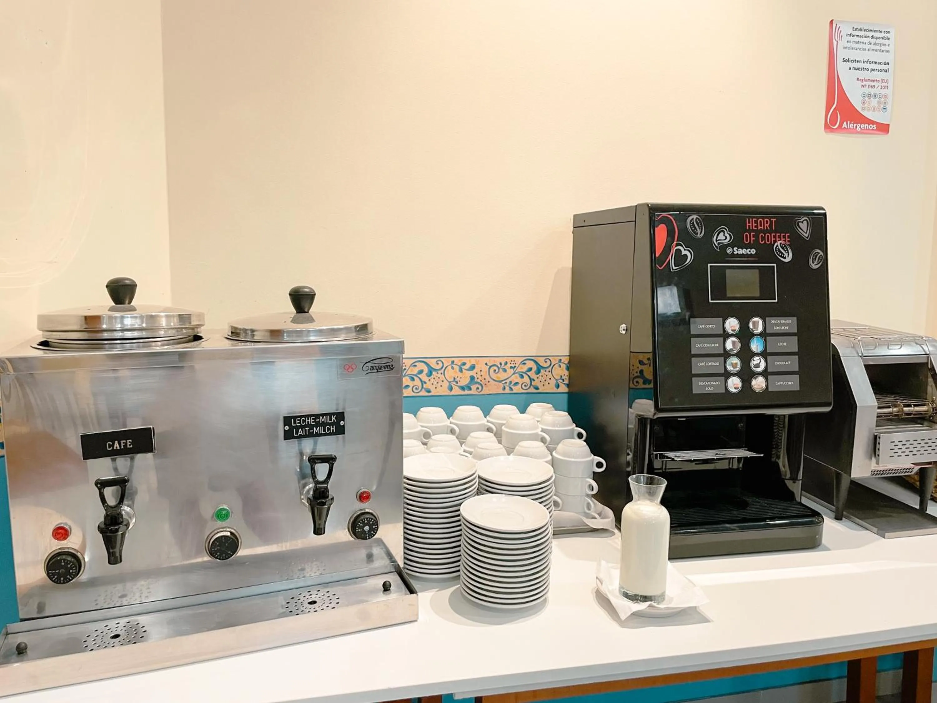 Buffet breakfast in Hotel Atalaya I