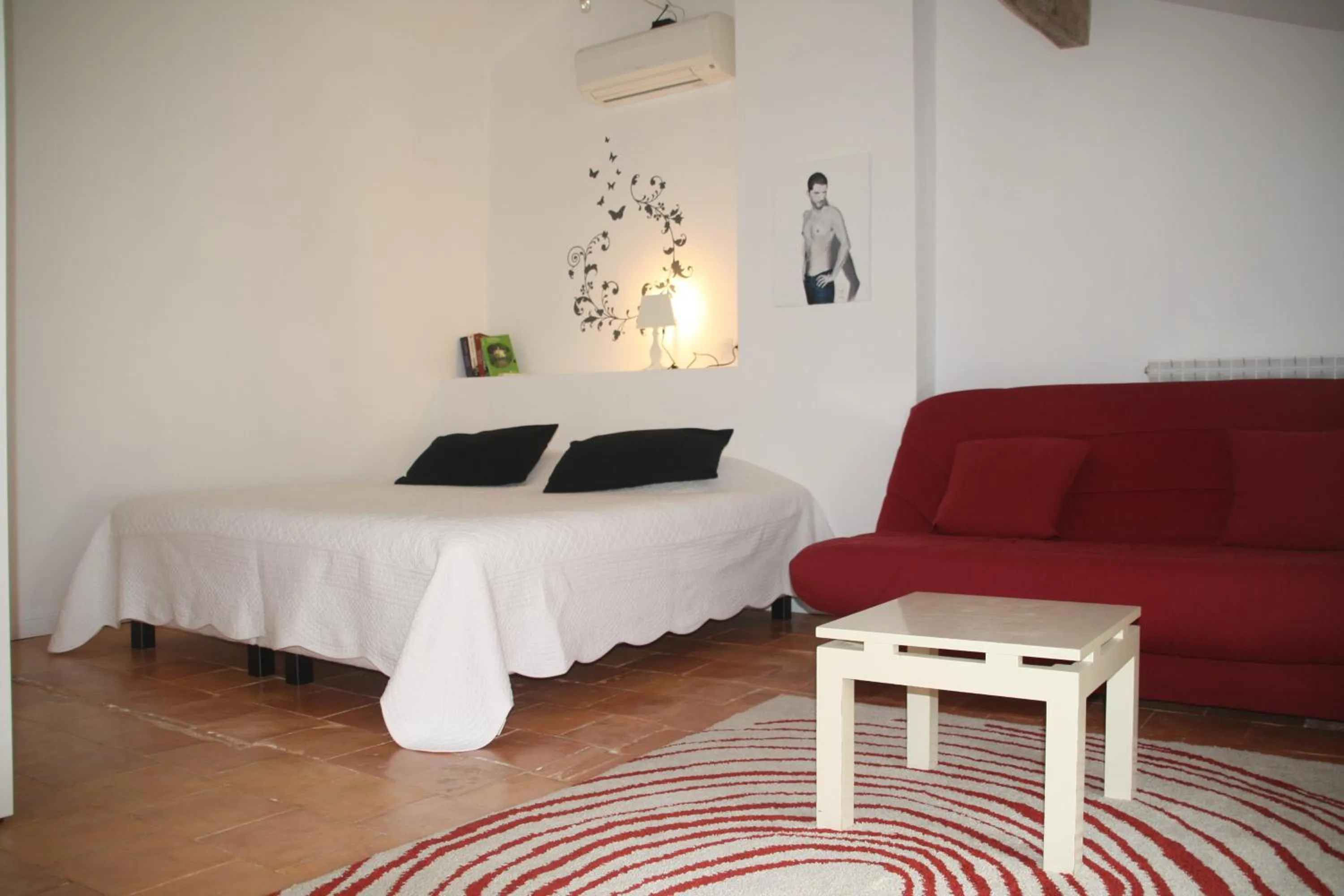 Bed in Aux Pots Bleus