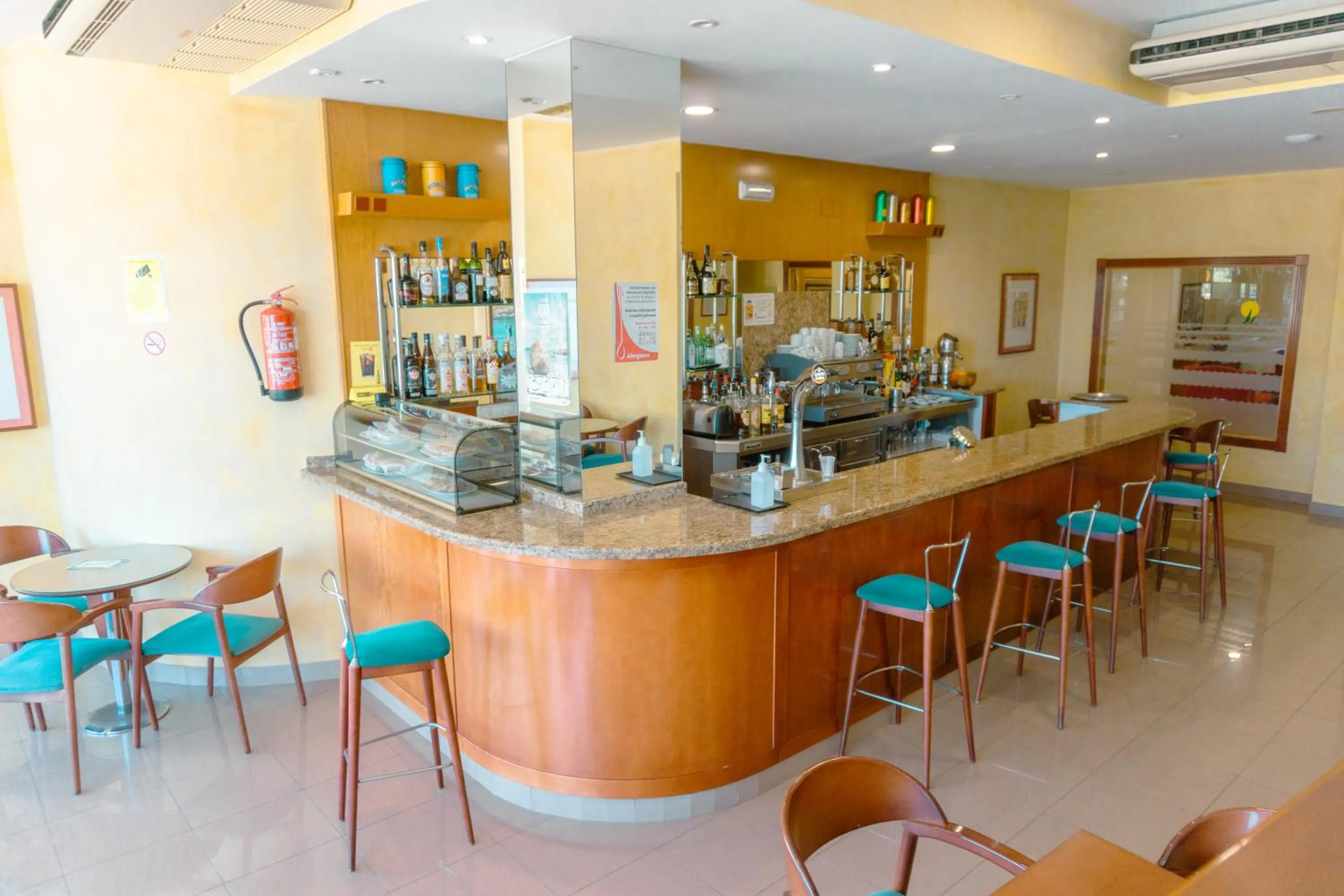 Lounge or bar in Hotel Atalaya II