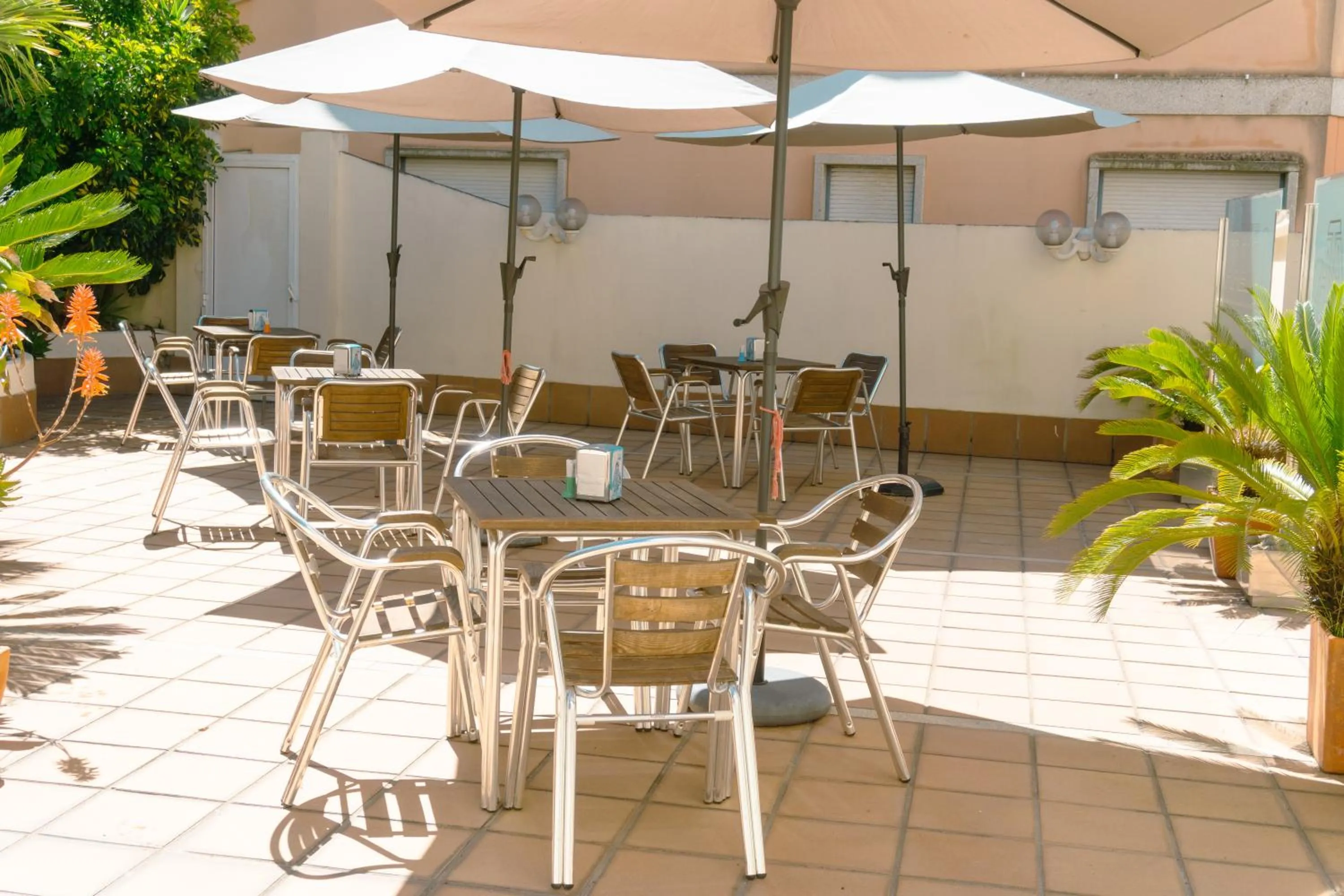 Patio in Hotel Atalaya II