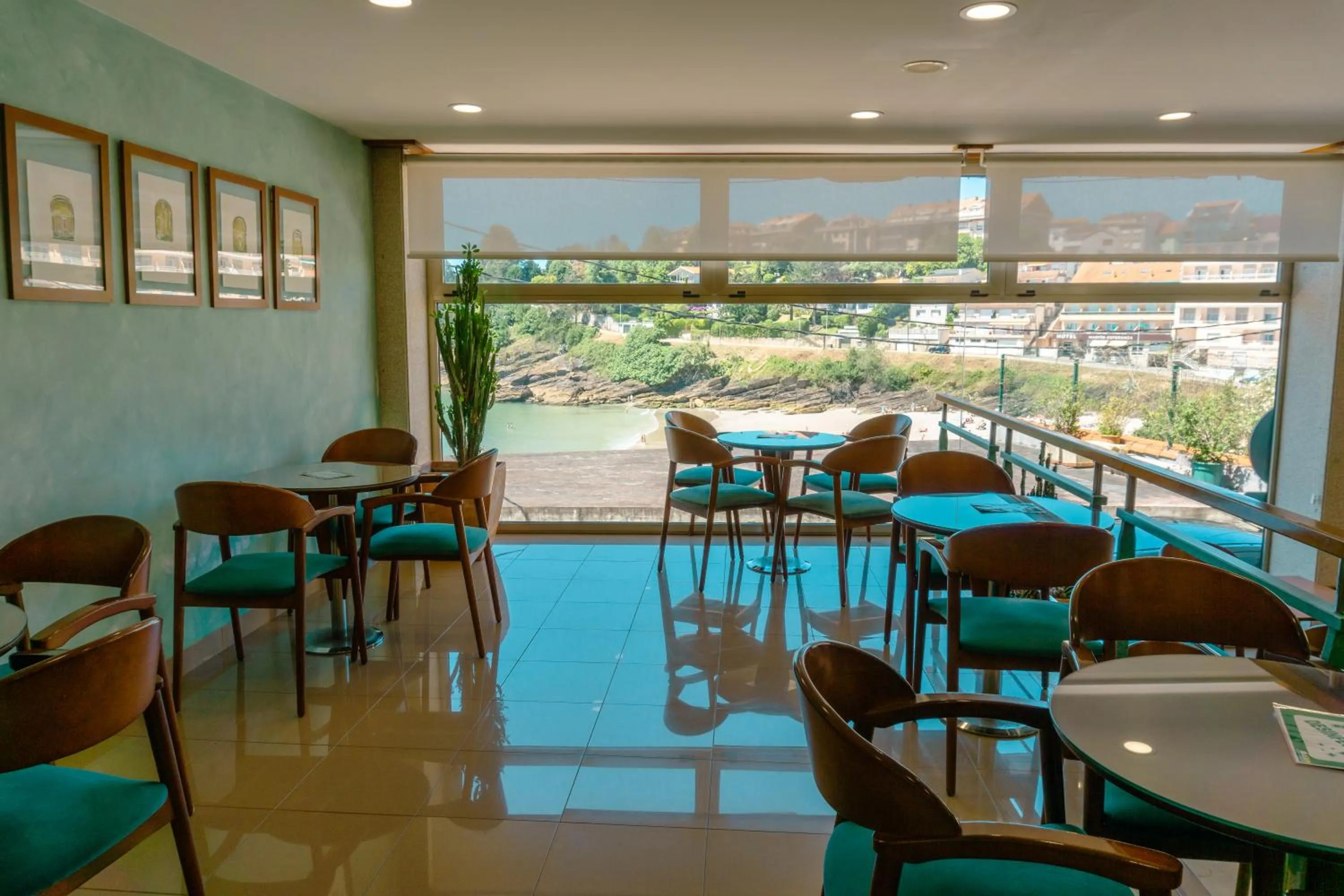 Lounge or bar in Hotel Atalaya II