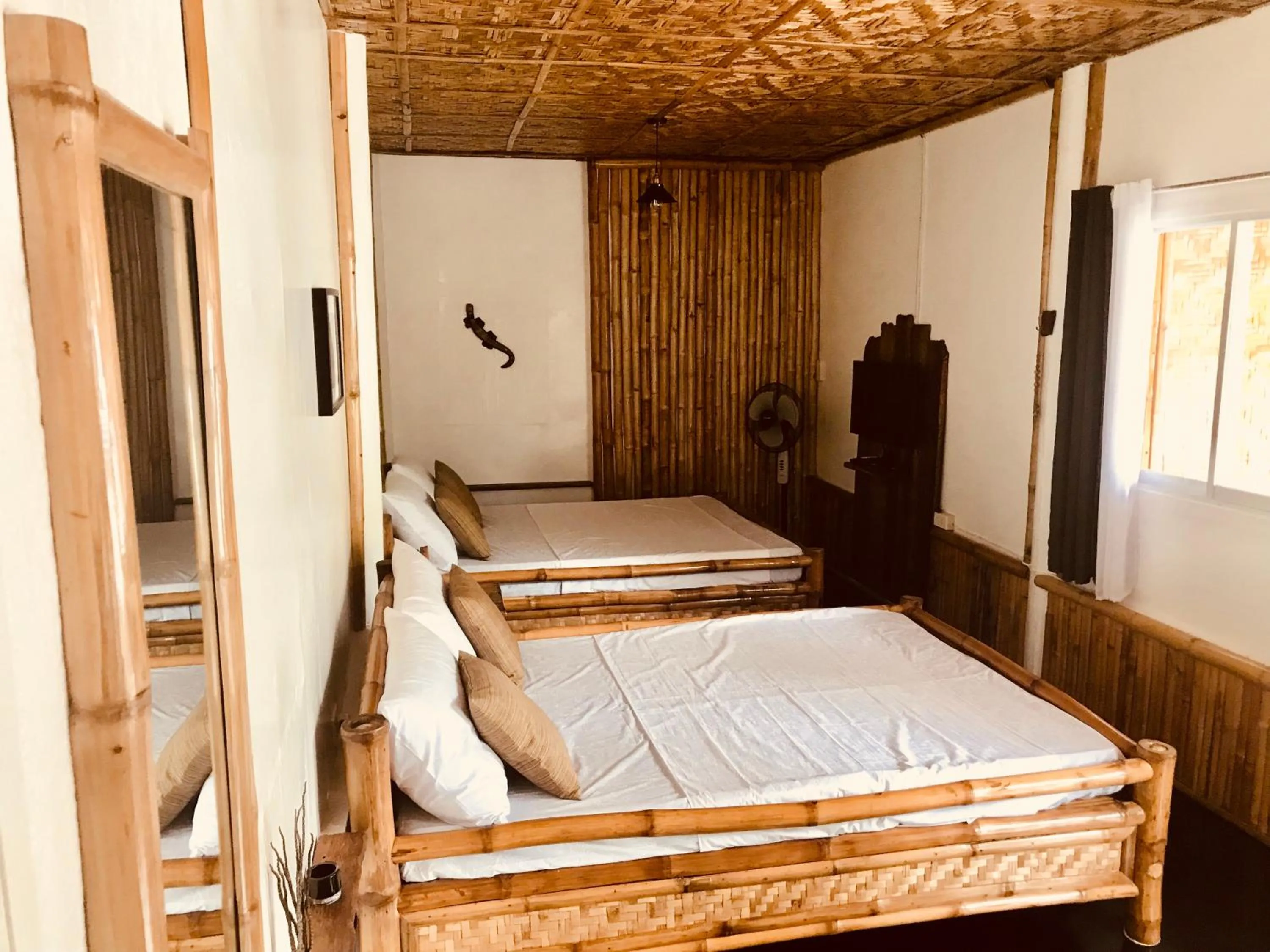 Photo of the whole room, Bed in Everyday Sunday Hotel & Cafe