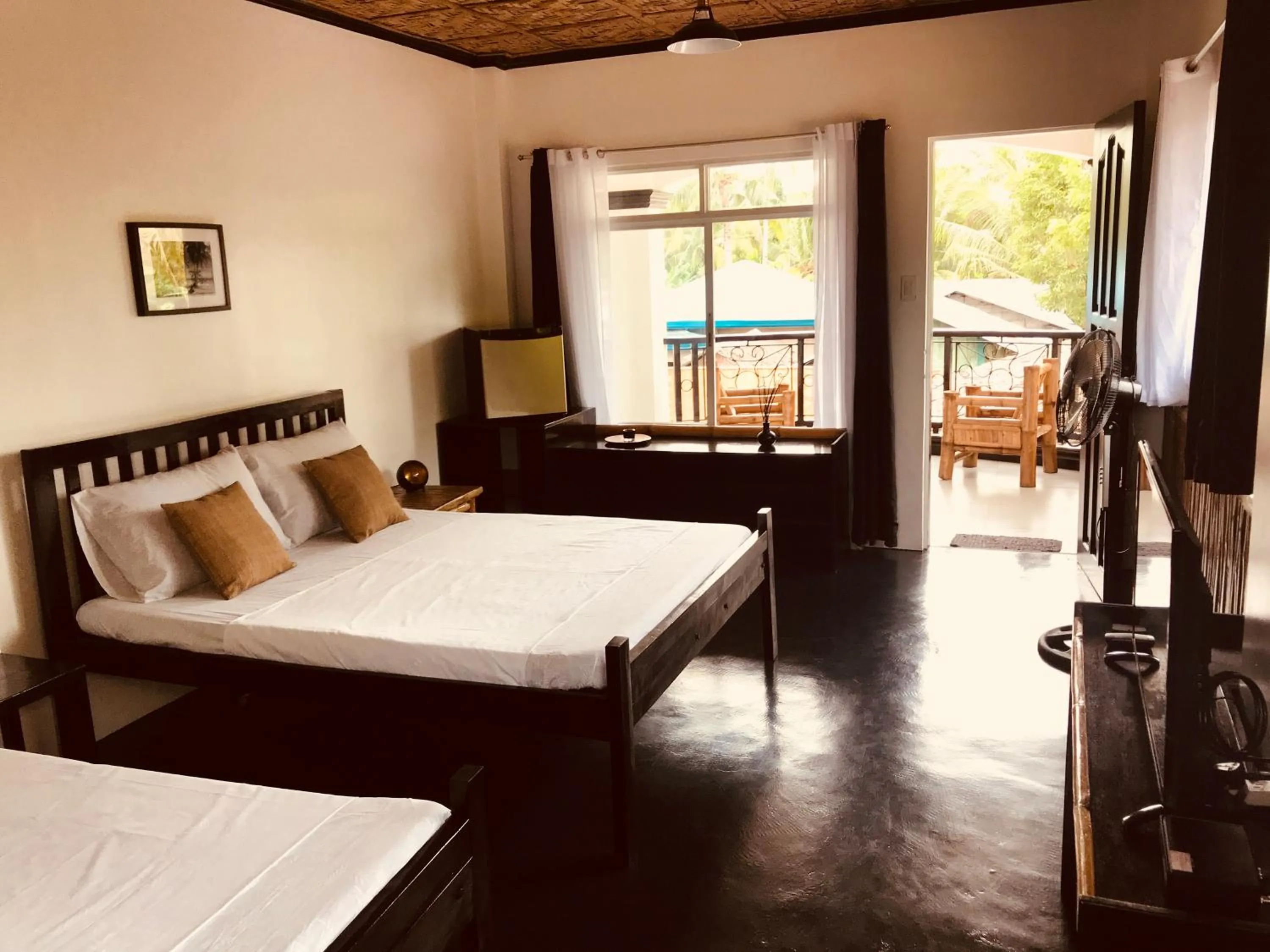 Photo of the whole room, Bed in Everyday Sunday Hotel & Cafe