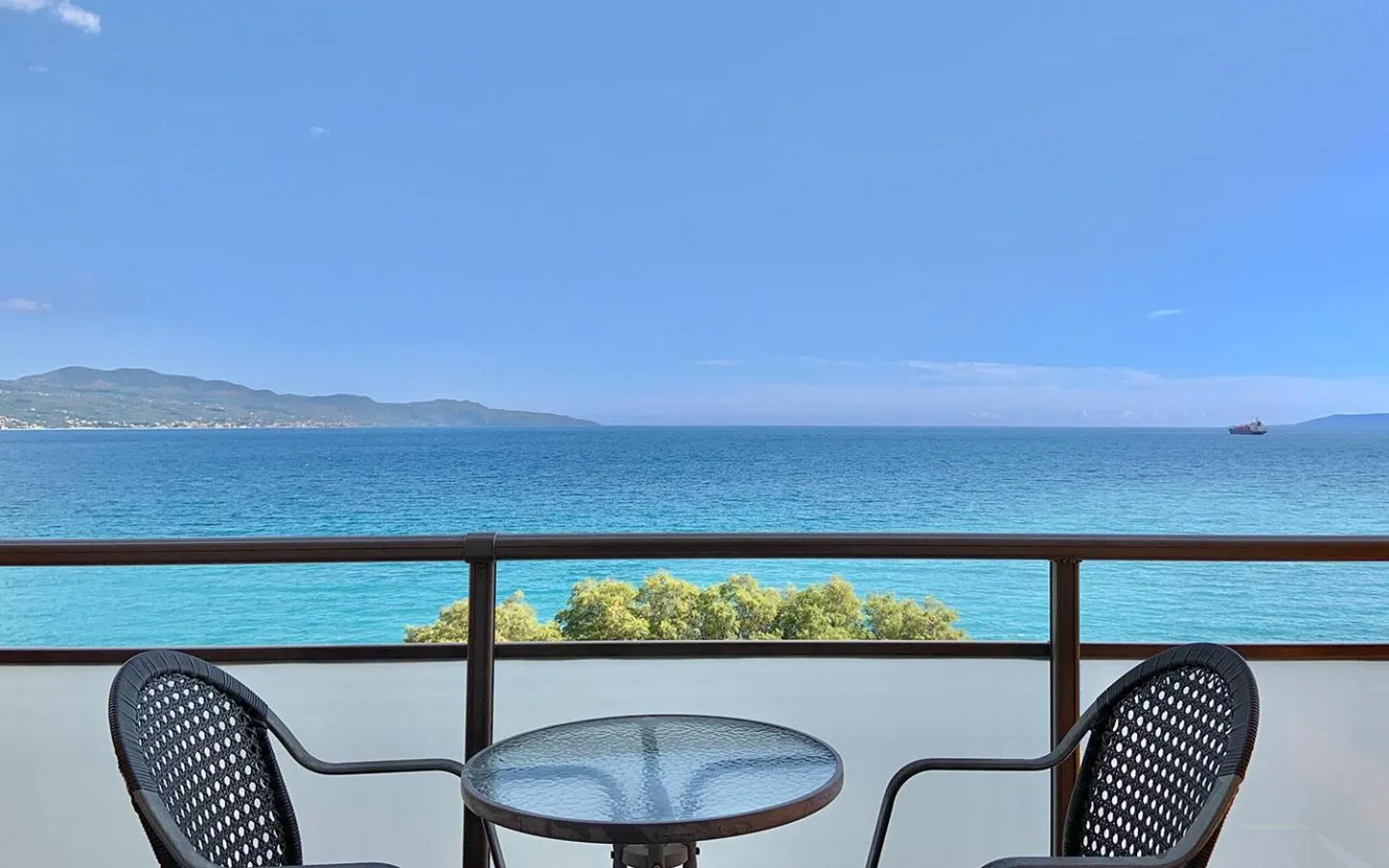 Sea view in Hotel Flisvos