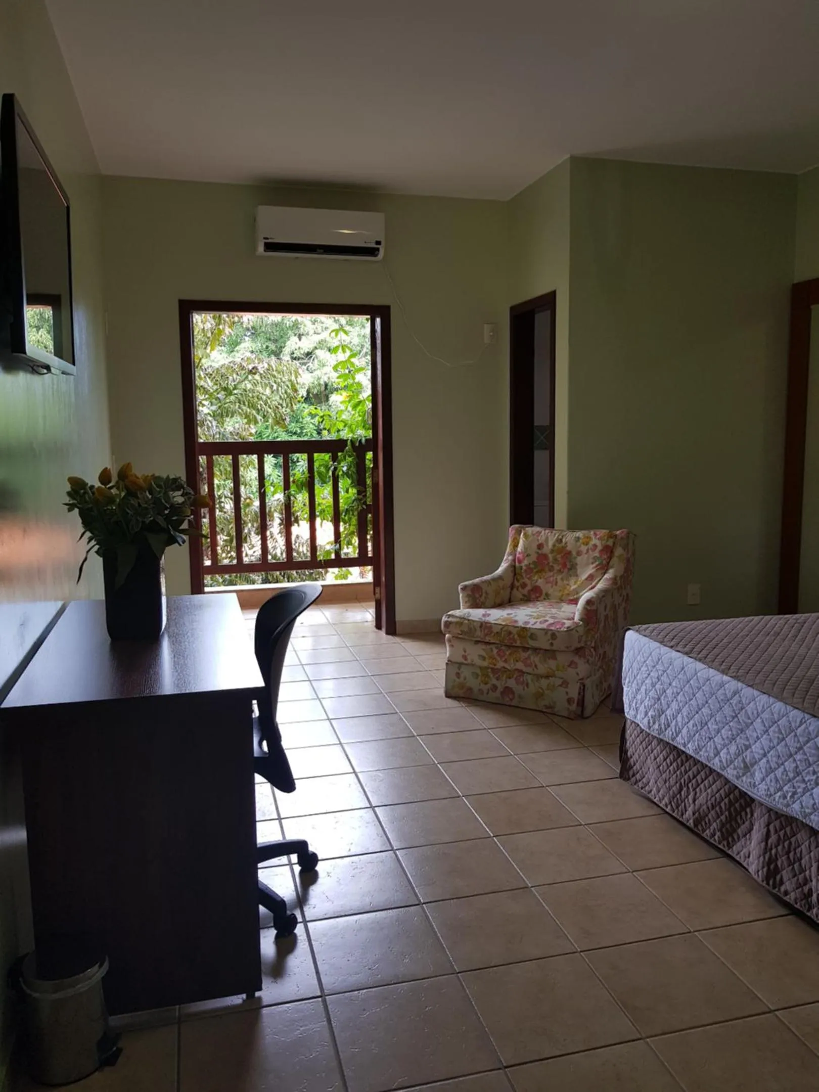 Photo of the whole room, Bed in Hotel das Palmeiras