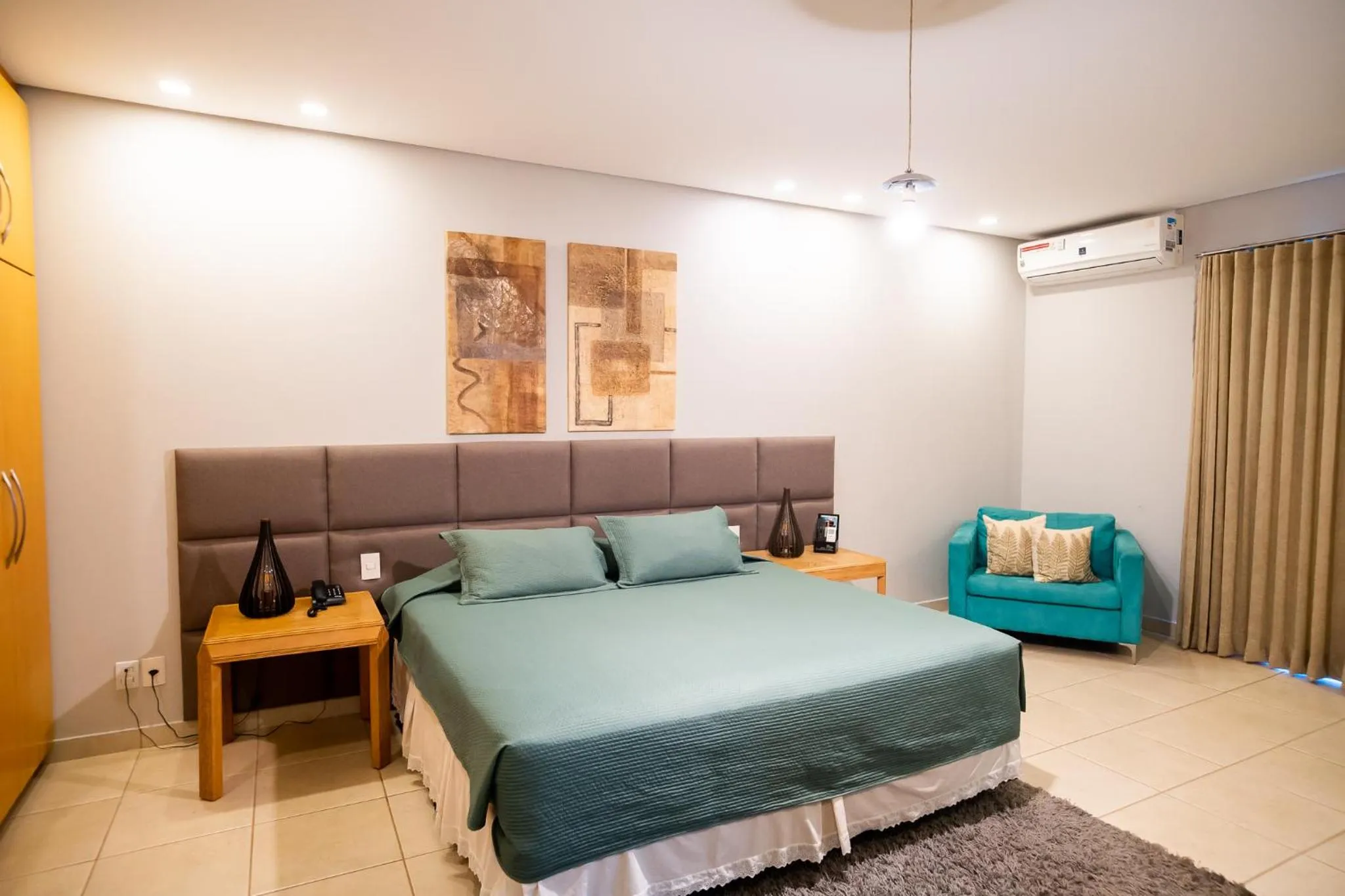 Bed in Hotel das Palmeiras