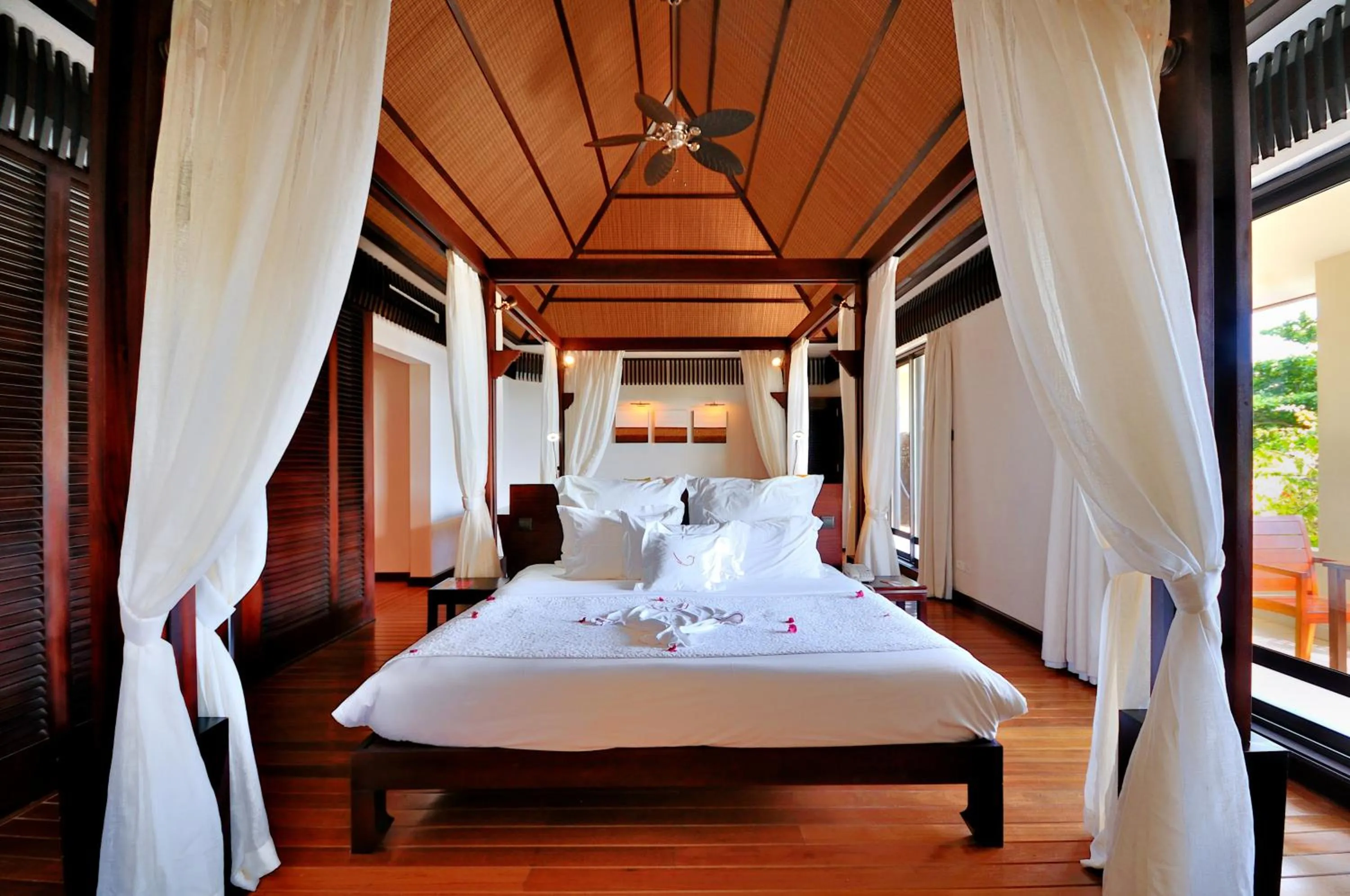 Photo of the whole room in Le Cardinal Exclusive Resort