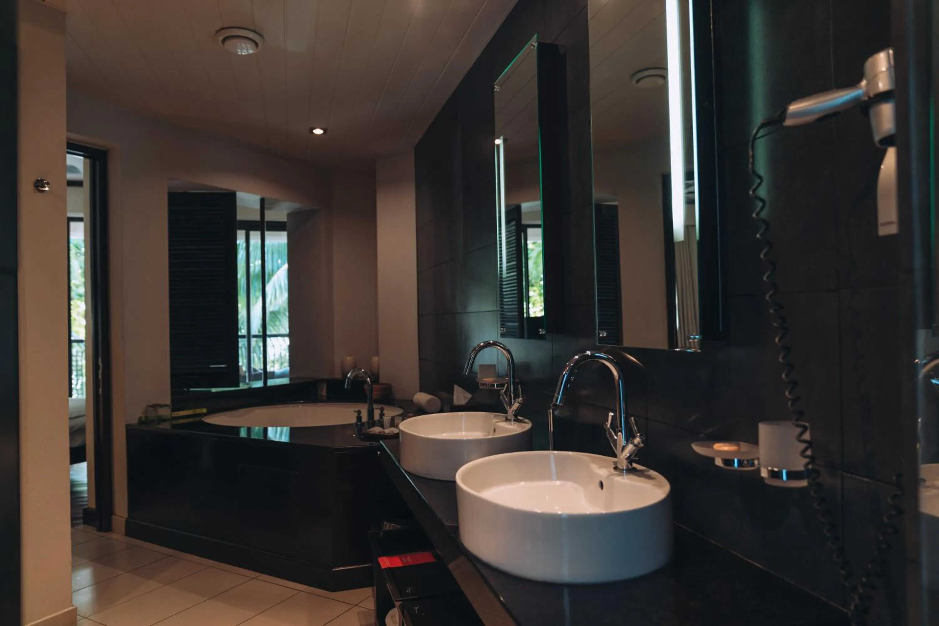 Le Cardinal Exclusive Resort