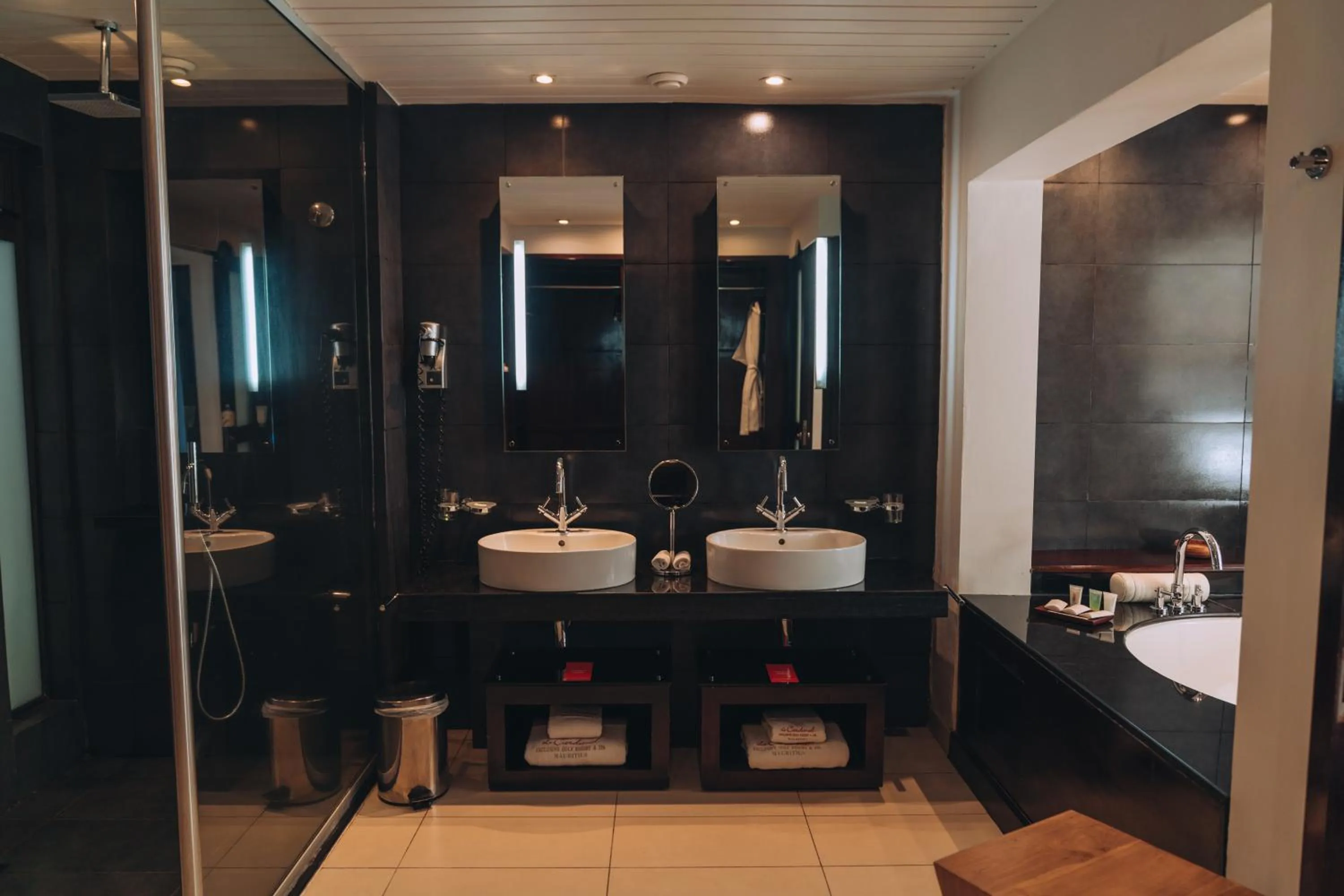 Le Cardinal Exclusive Resort