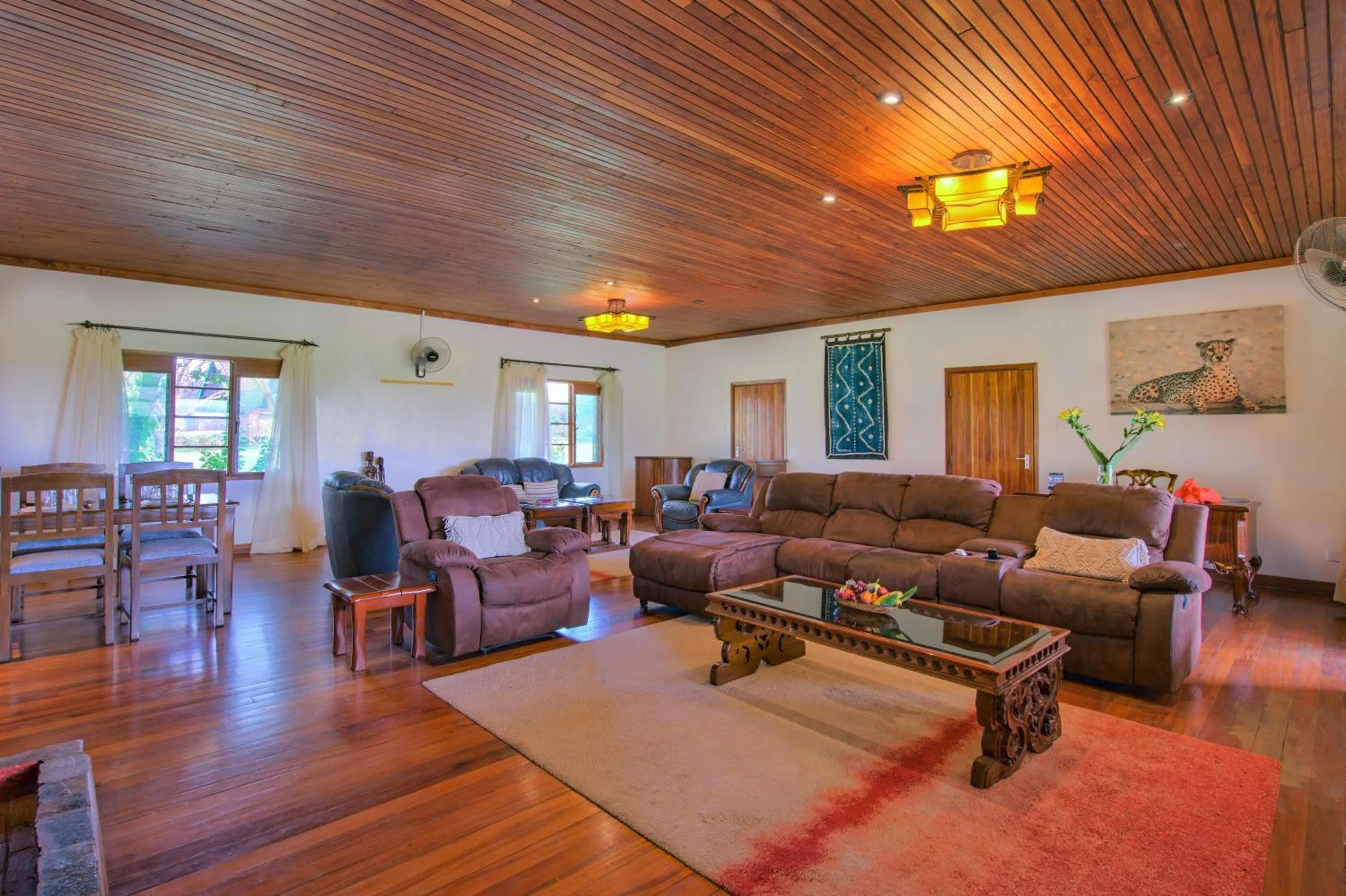Living room in Muthu Keekorok Lodge, Maasai Mara, Narok