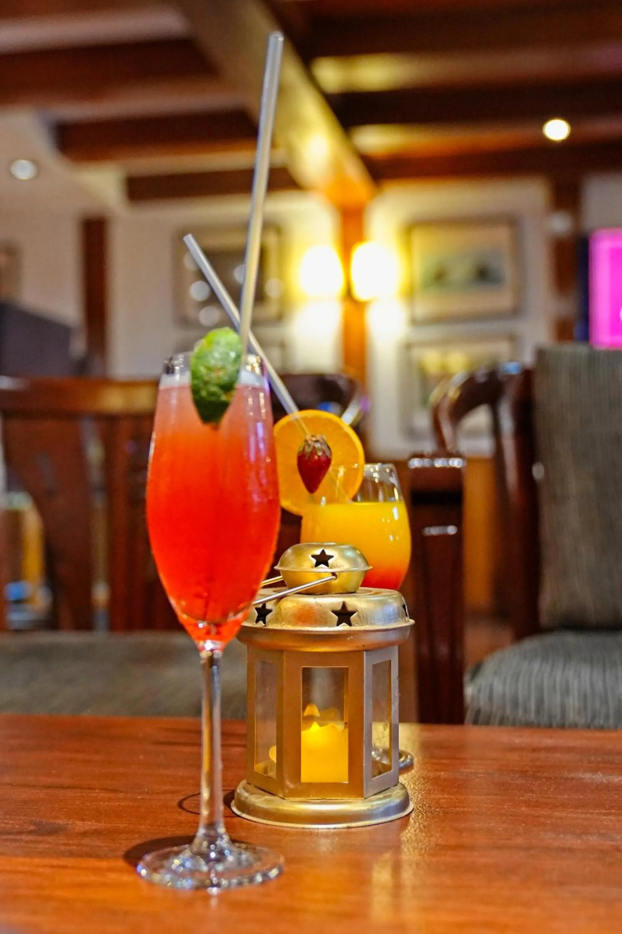 Drinks in Muthu Keekorok Lodge, Maasai Mara, Narok