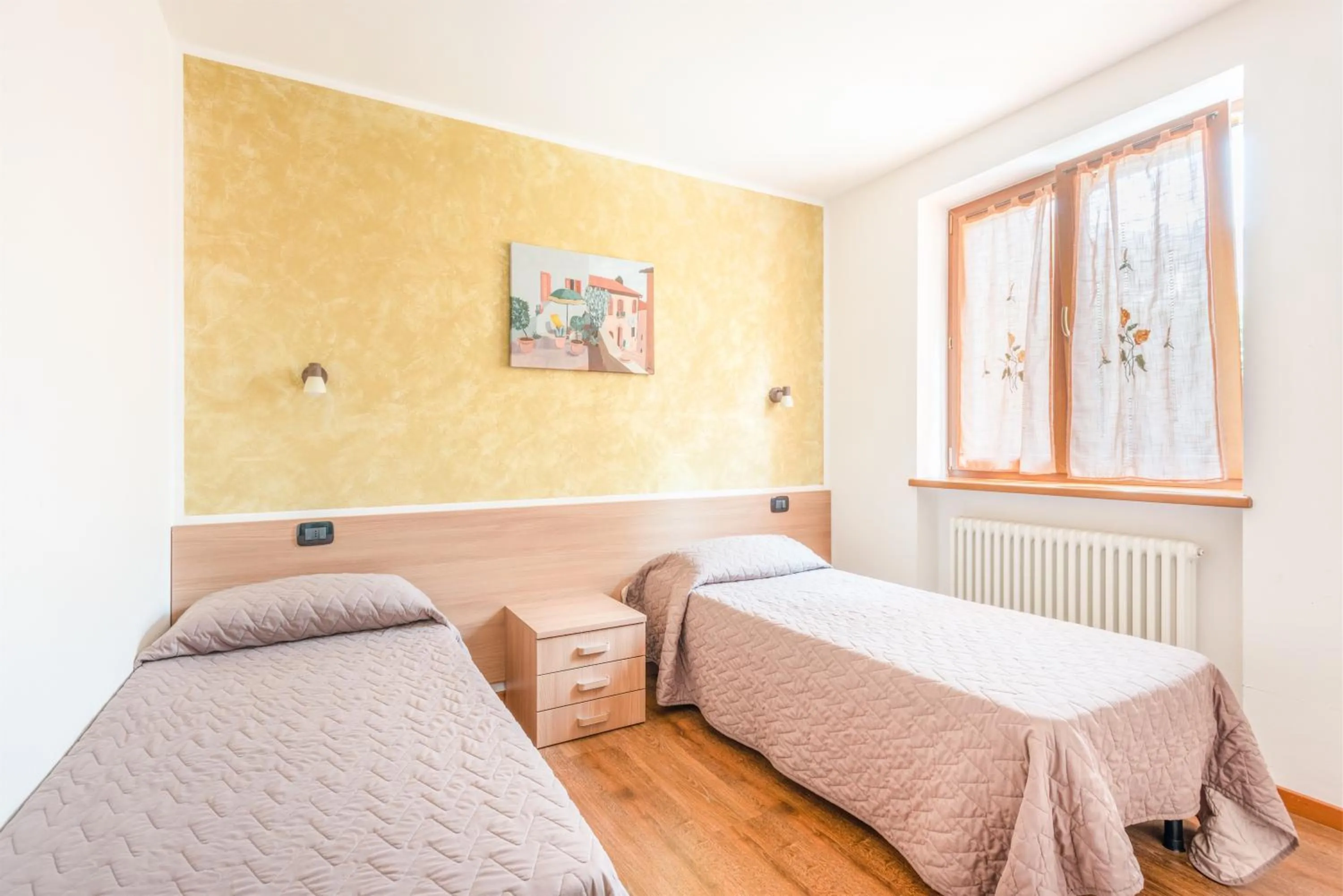 Bedroom, Bed in CROSINA HOLIDAY - Residence Toli