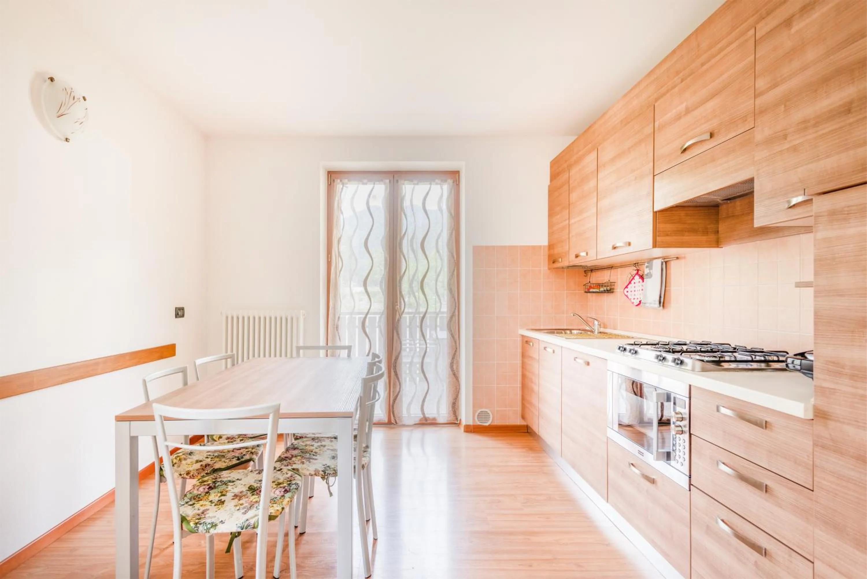 Kitchen or kitchenette in CROSINA HOLIDAY - Residence Toli