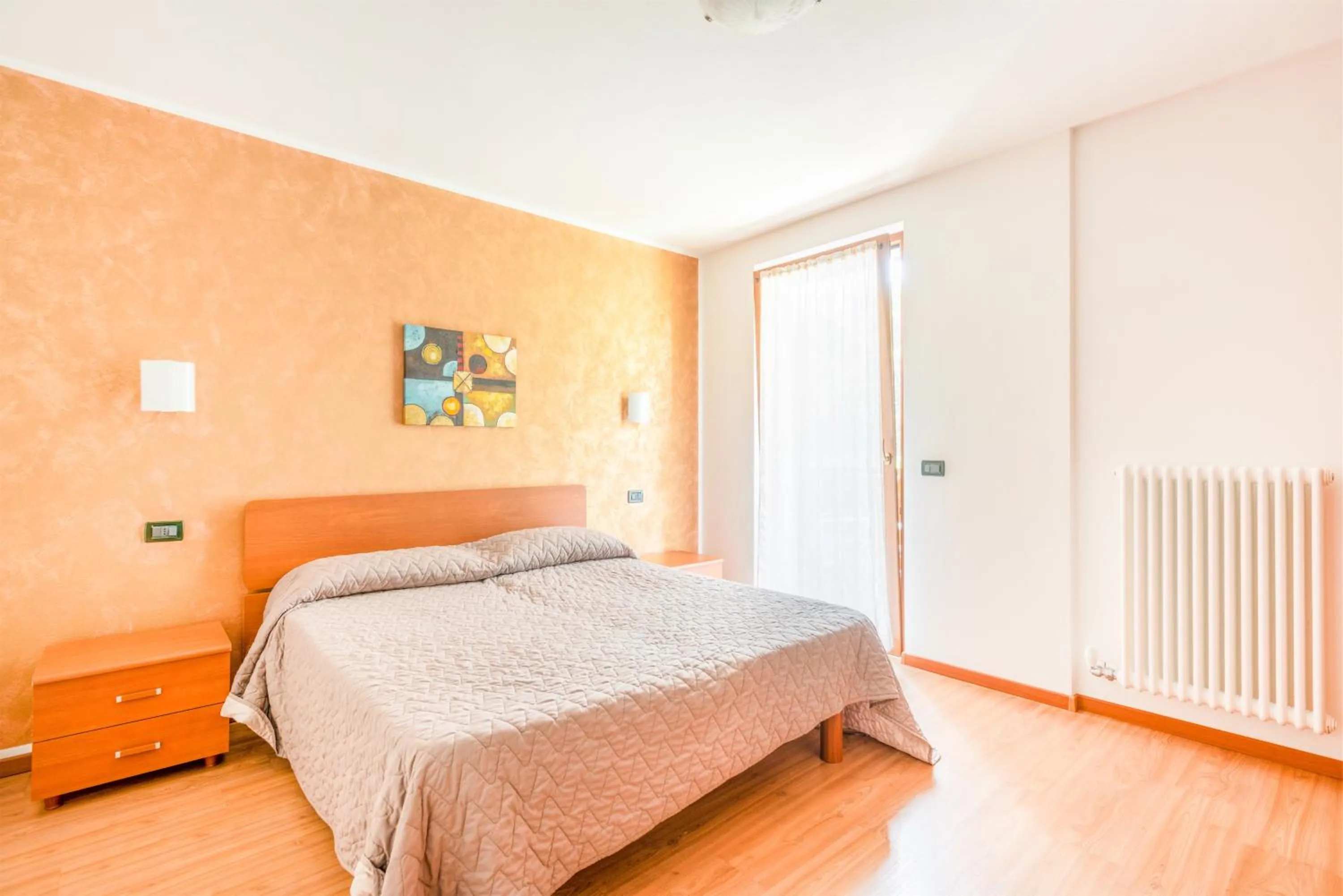 Bedroom, Bed in CROSINA HOLIDAY - Residence Toli