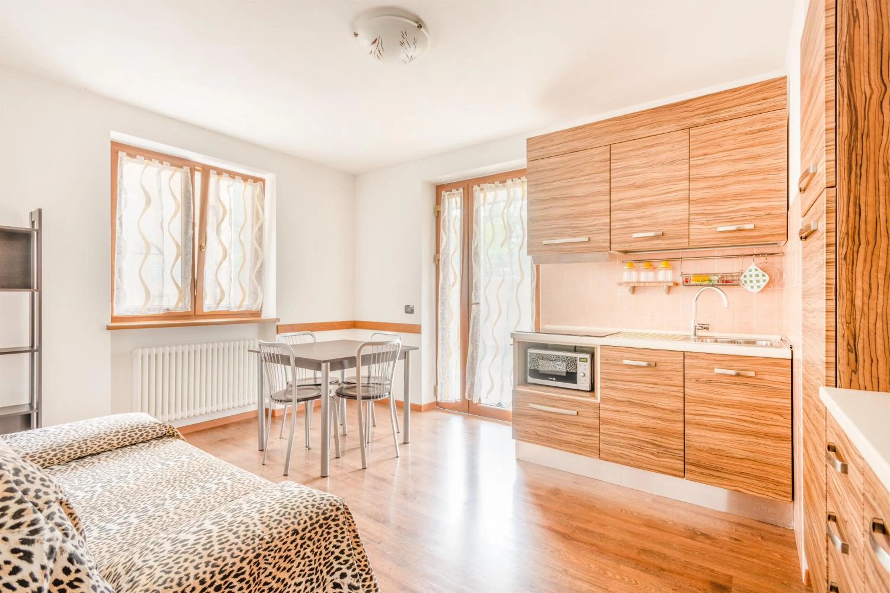 Kitchen or kitchenette in CROSINA HOLIDAY - Residence Toli