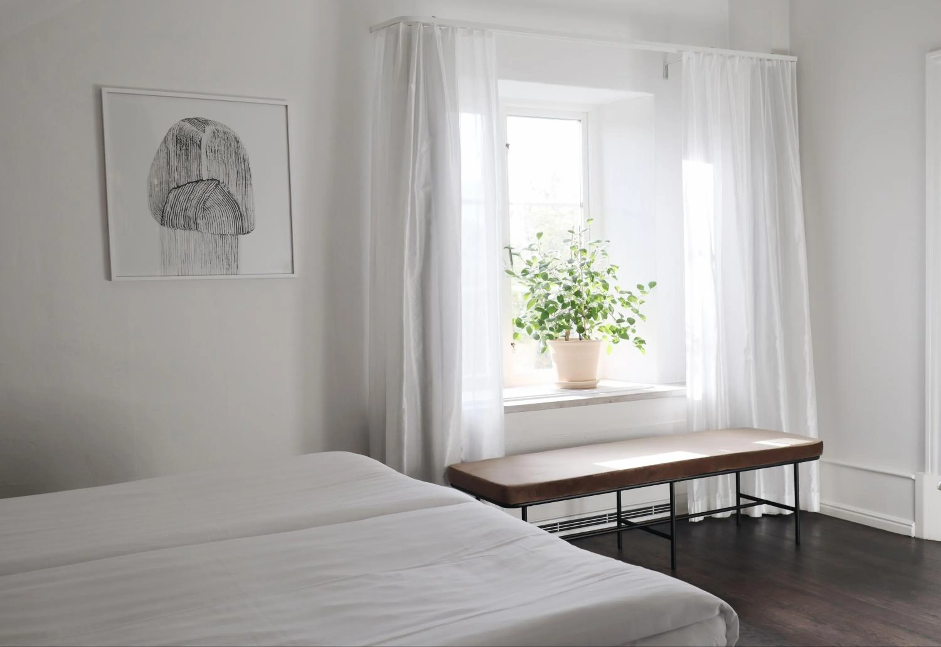 Property building, Bed in Kalk Hotel