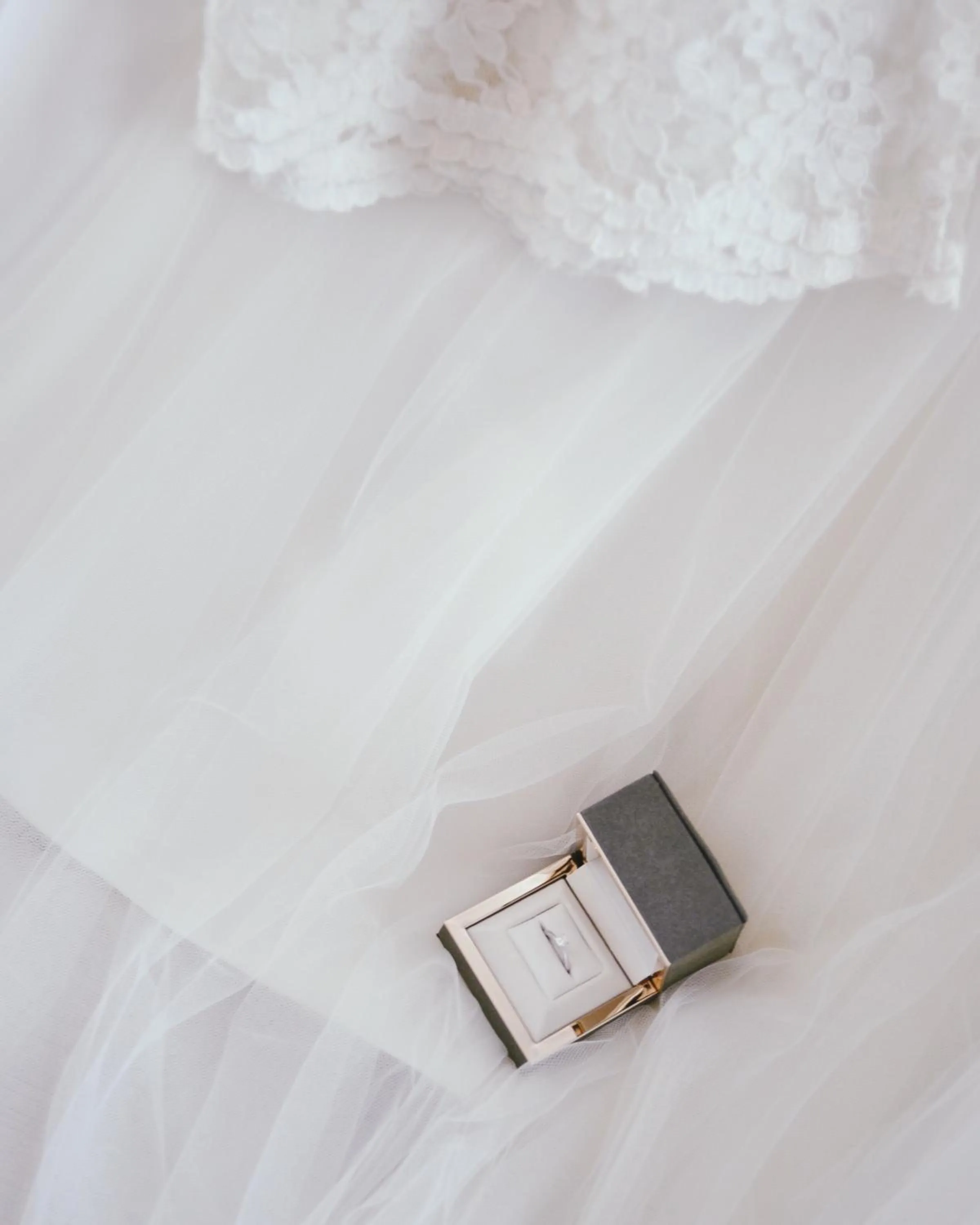 Property building, Bed in Kalk Hotel