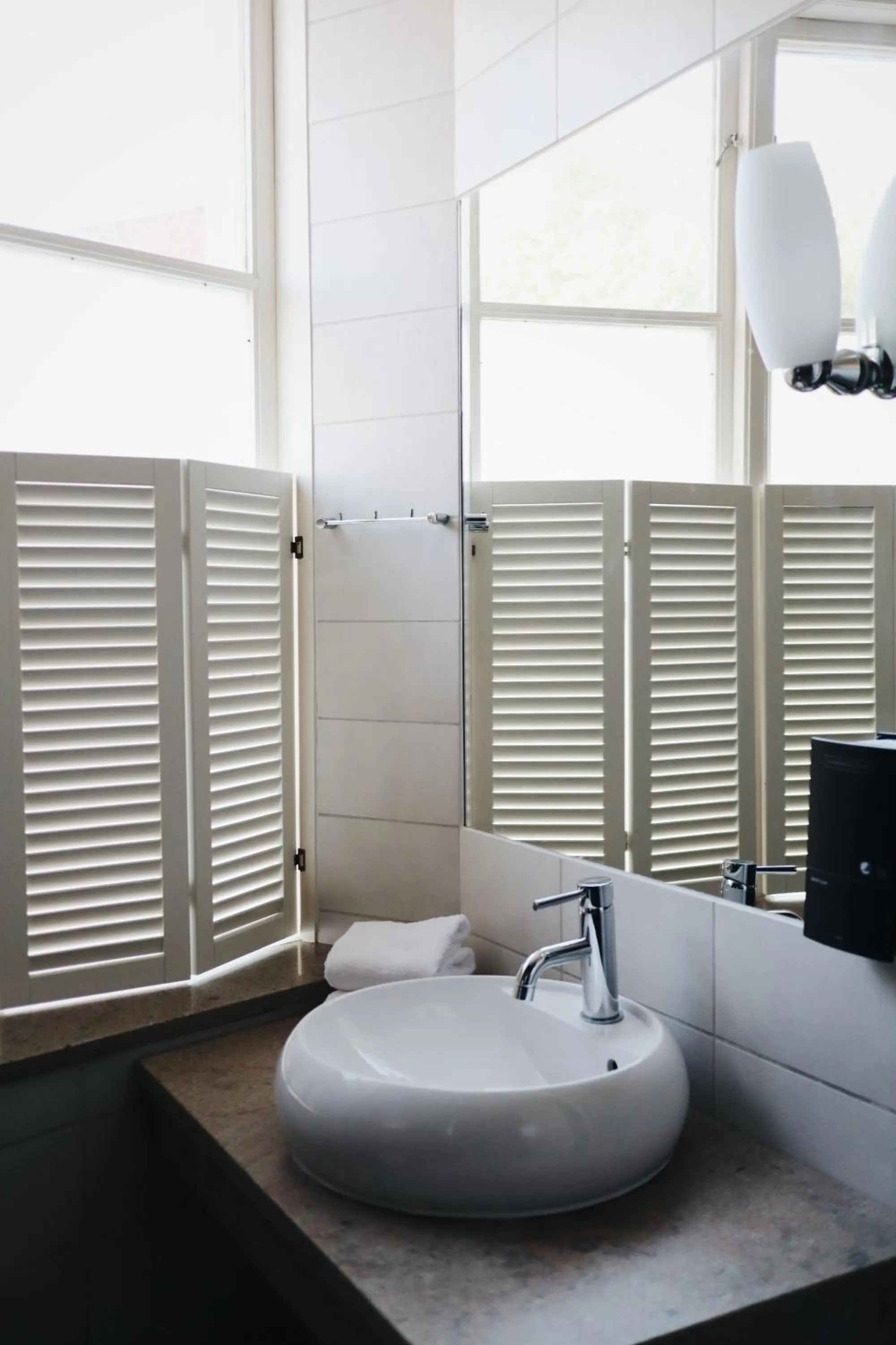 Bathroom in Kalk Hotel