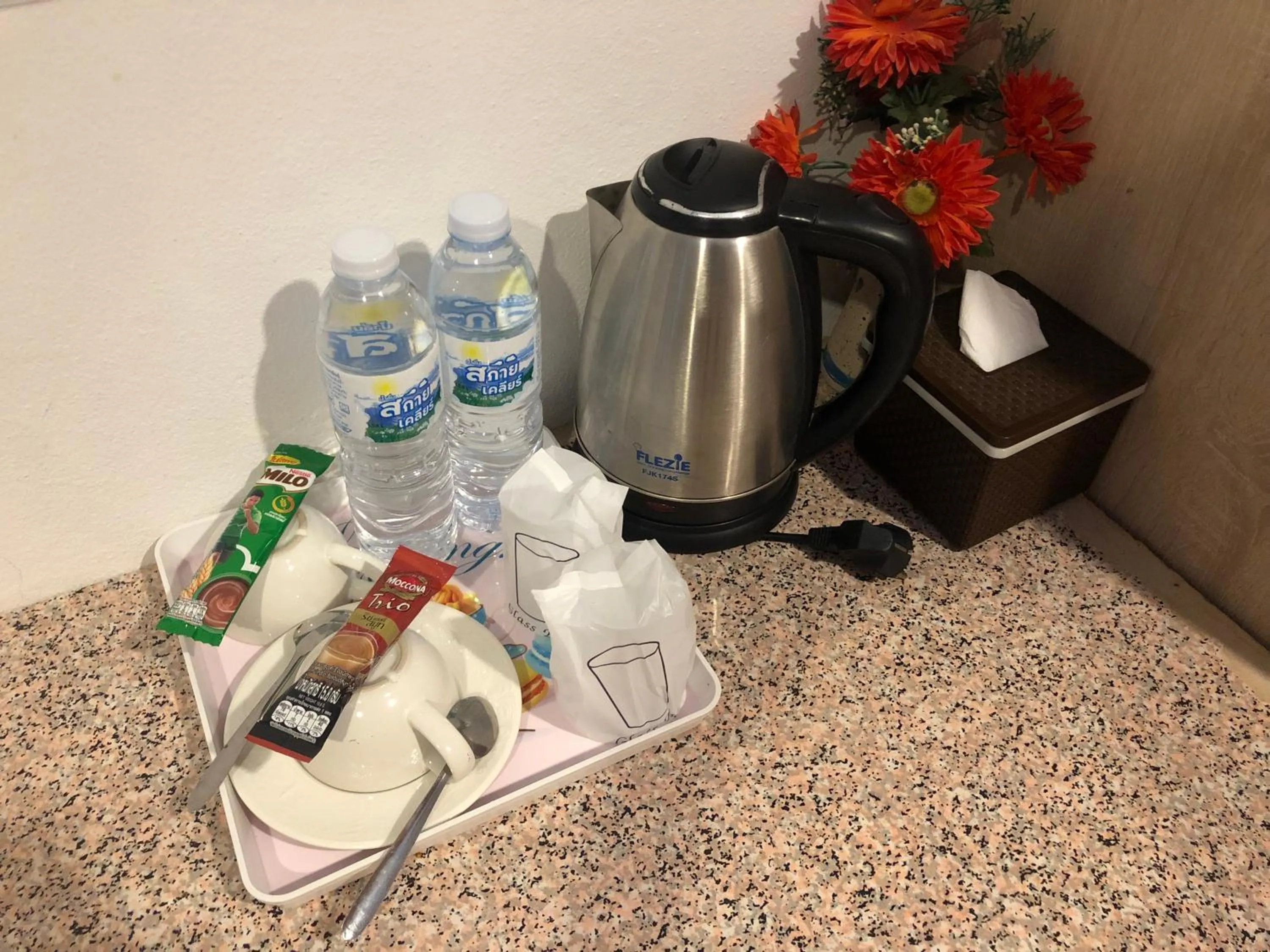 โรงแรมแสนดีเพลส เมาเท่นวิว จอมทอง