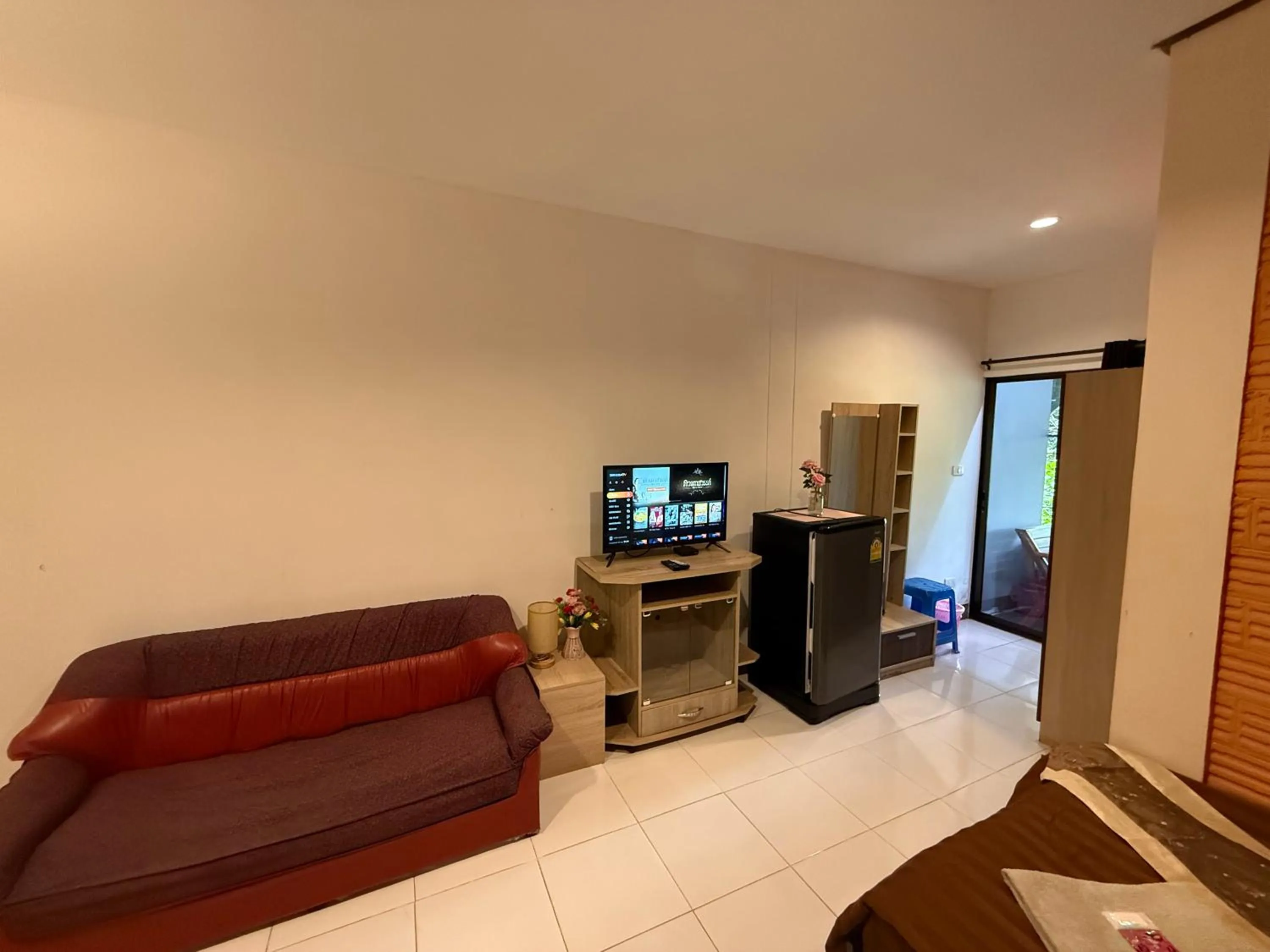 Sandee Place Mountain View Hotel โรงแรมแสนดีเพลส เมาเท่นวิว จอมทอง