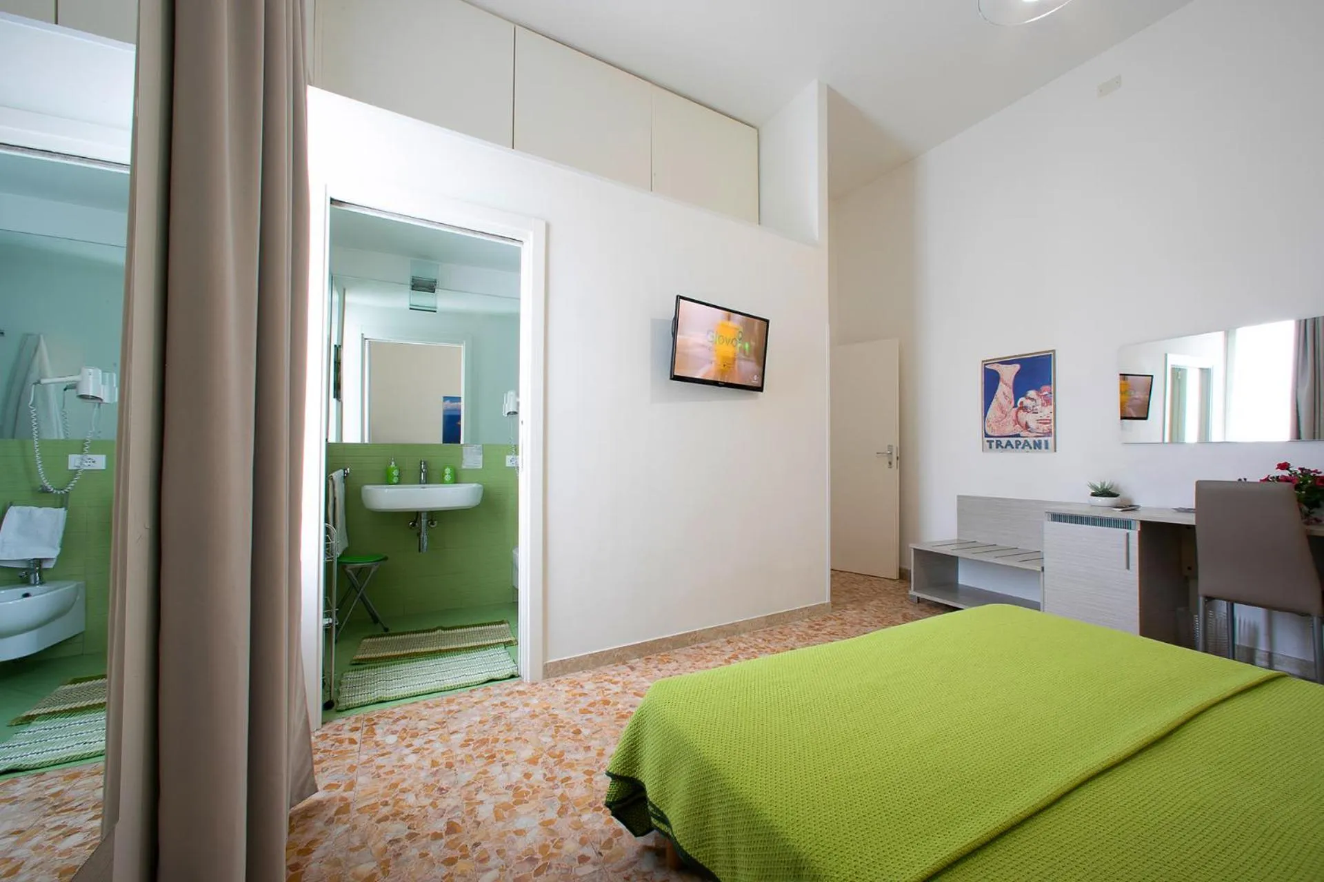 Bathroom, Bed in Terrazze Villanova