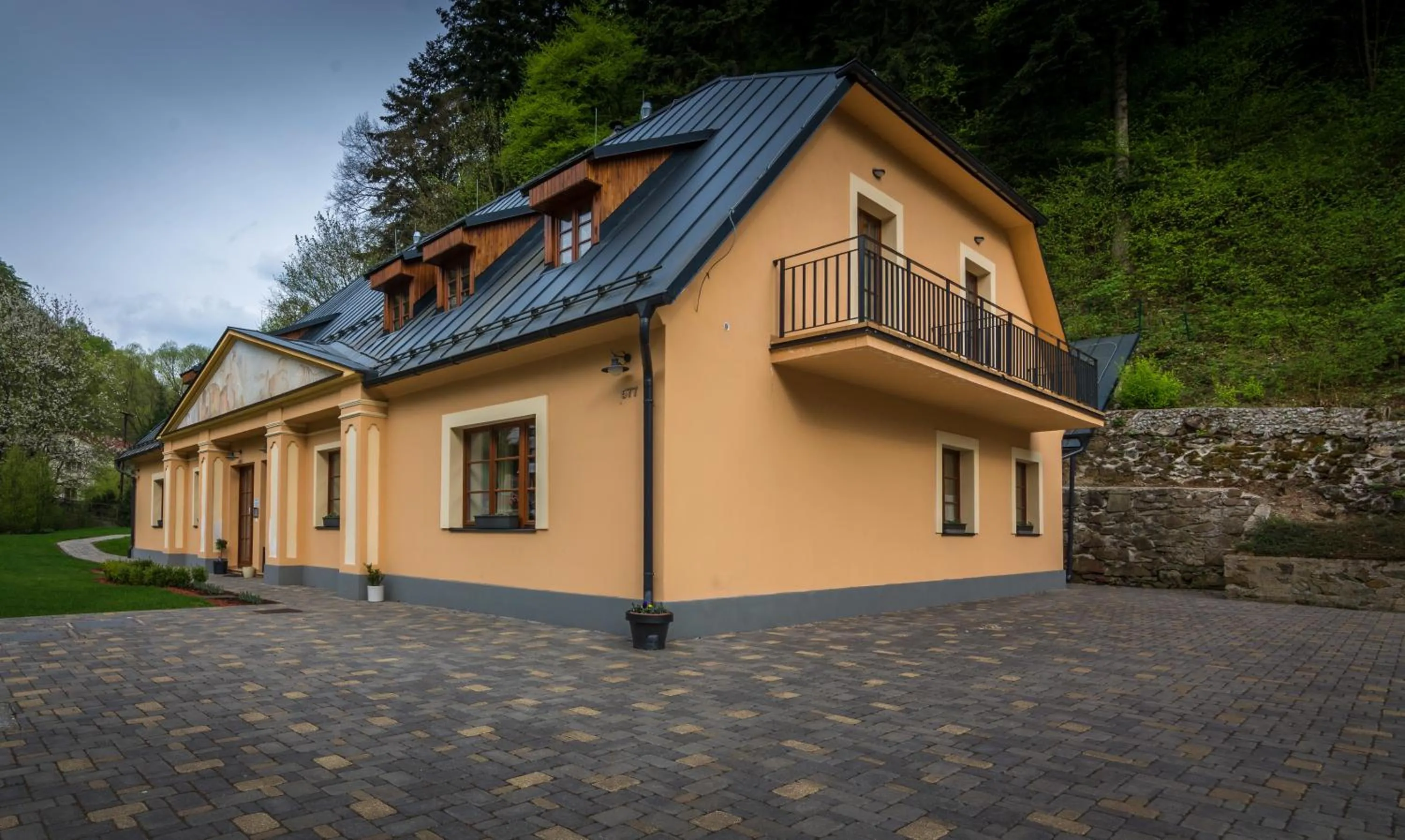 Property building in Apartmány Weissov Dom