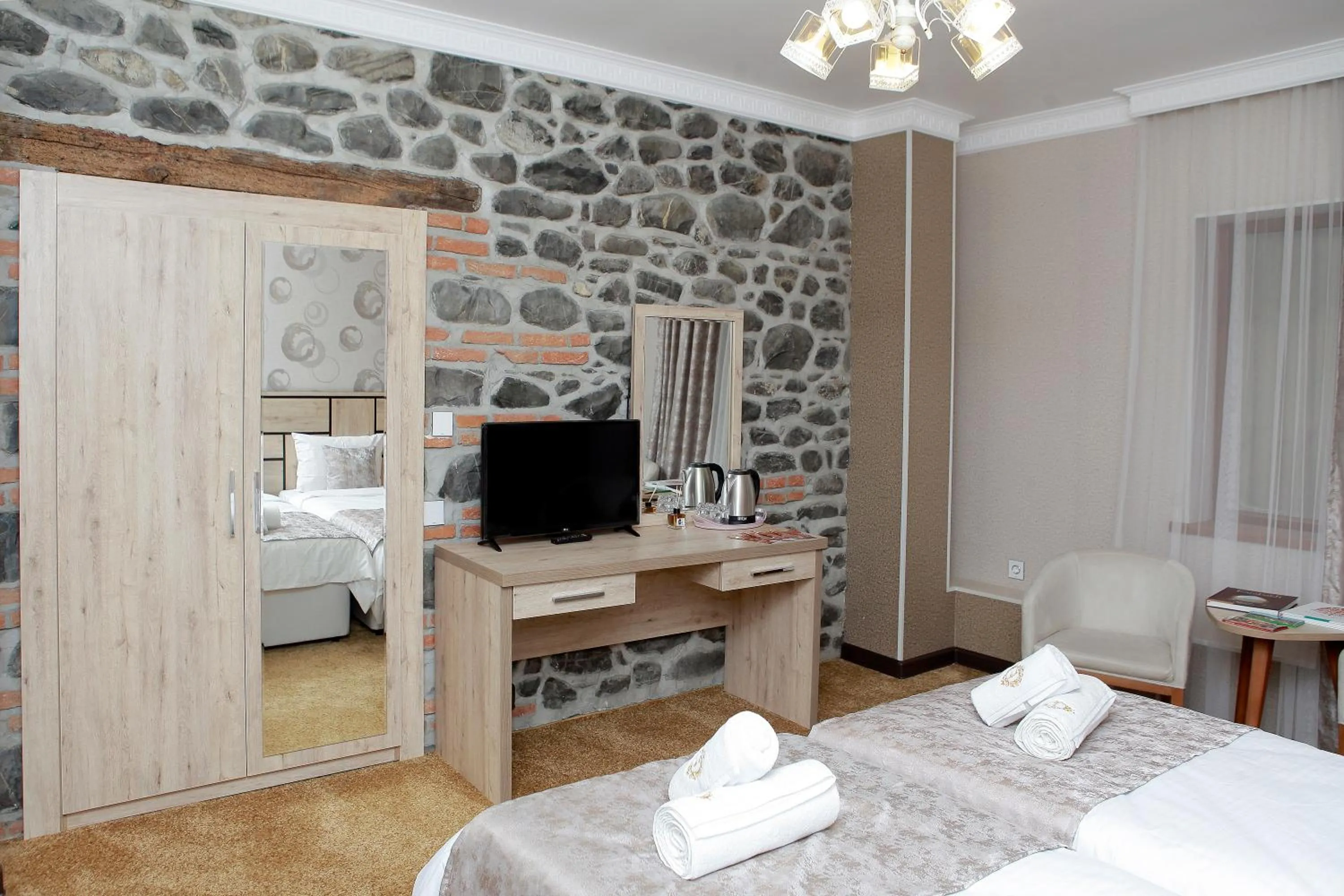Standard Twin Room in MinAli Boutique Hotel