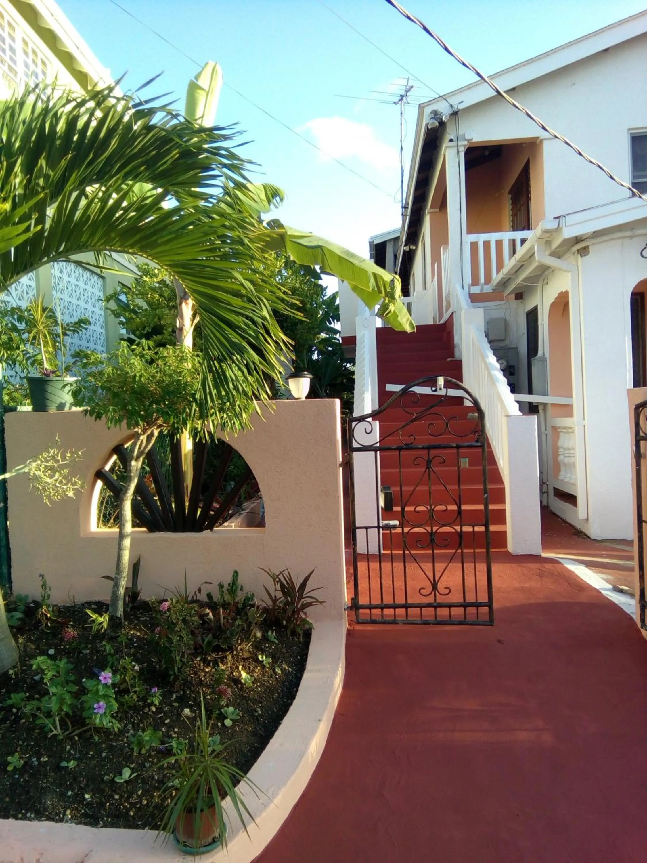 Property building in LeMarida Suites