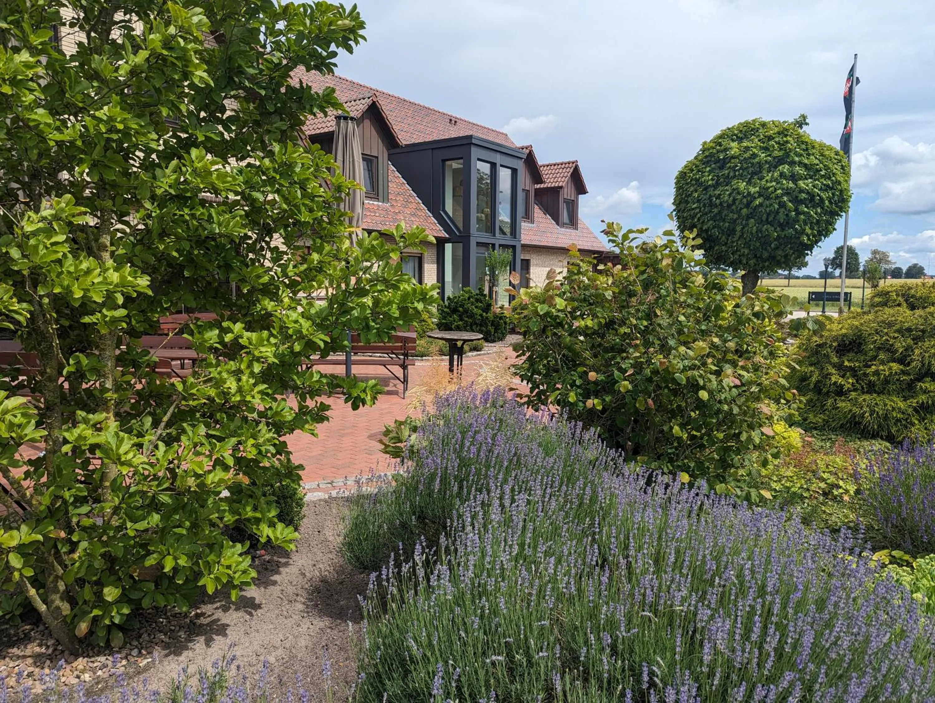 Property building in PaGa - Parkgaststaette