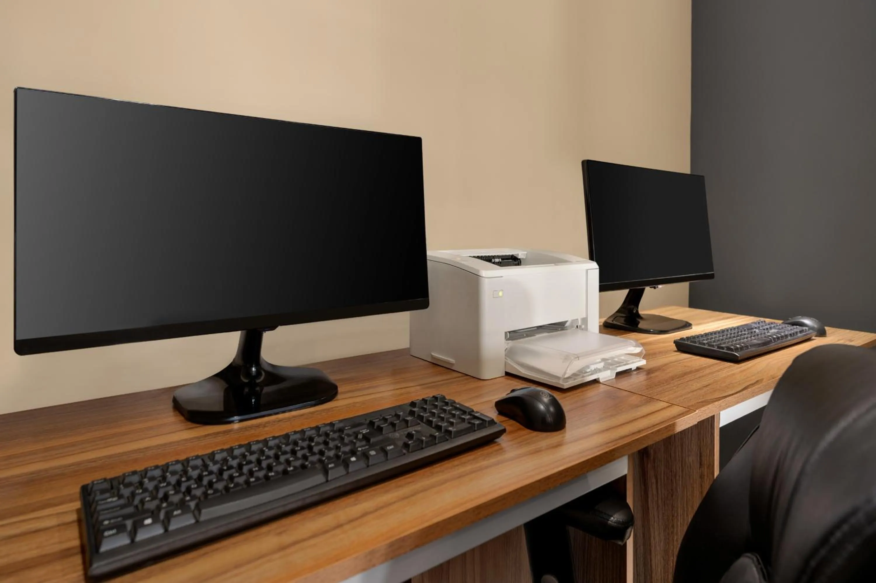 Business facilities in Days Inn by Wyndham Fredericton