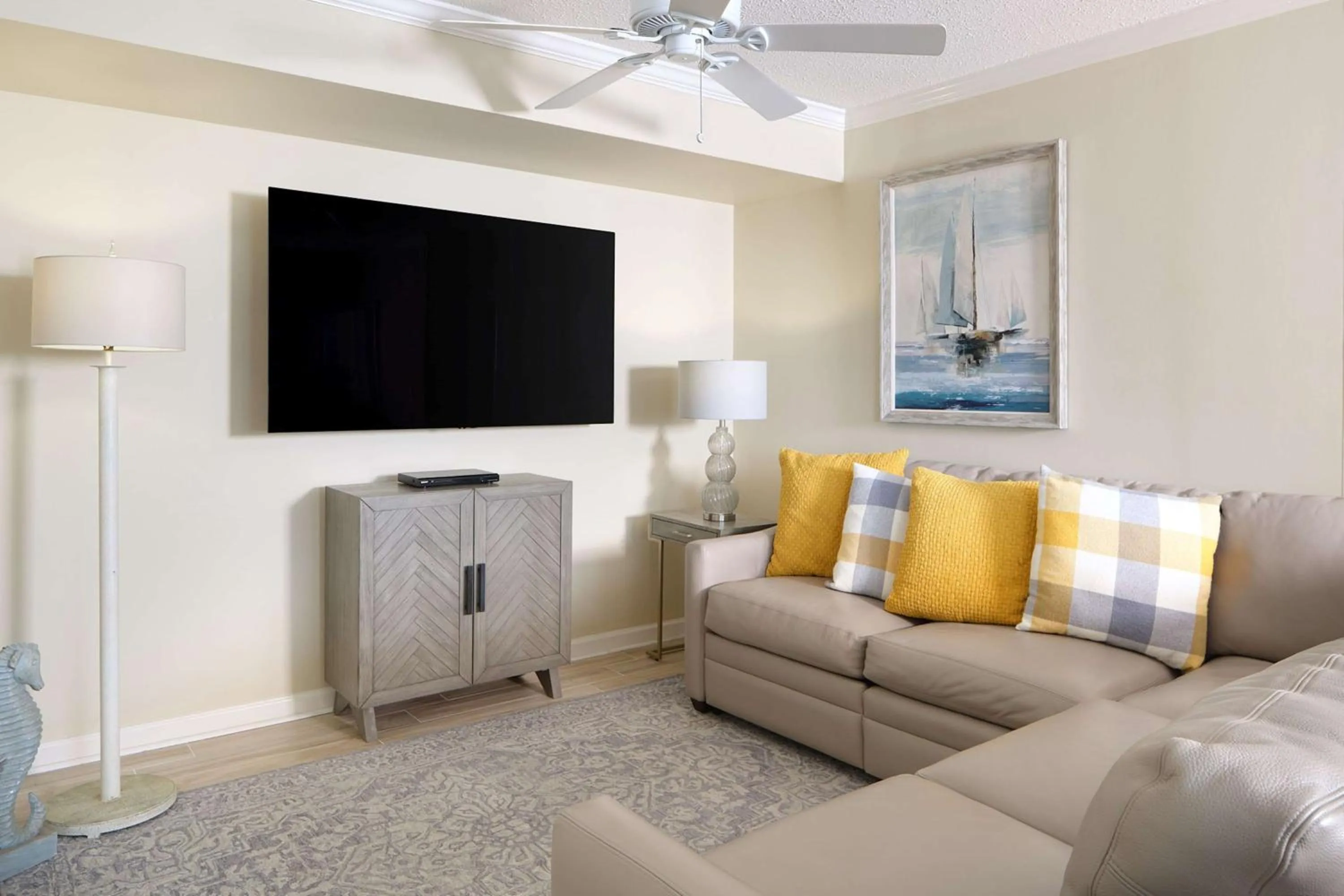 Living room in Kingston Plantation Condos