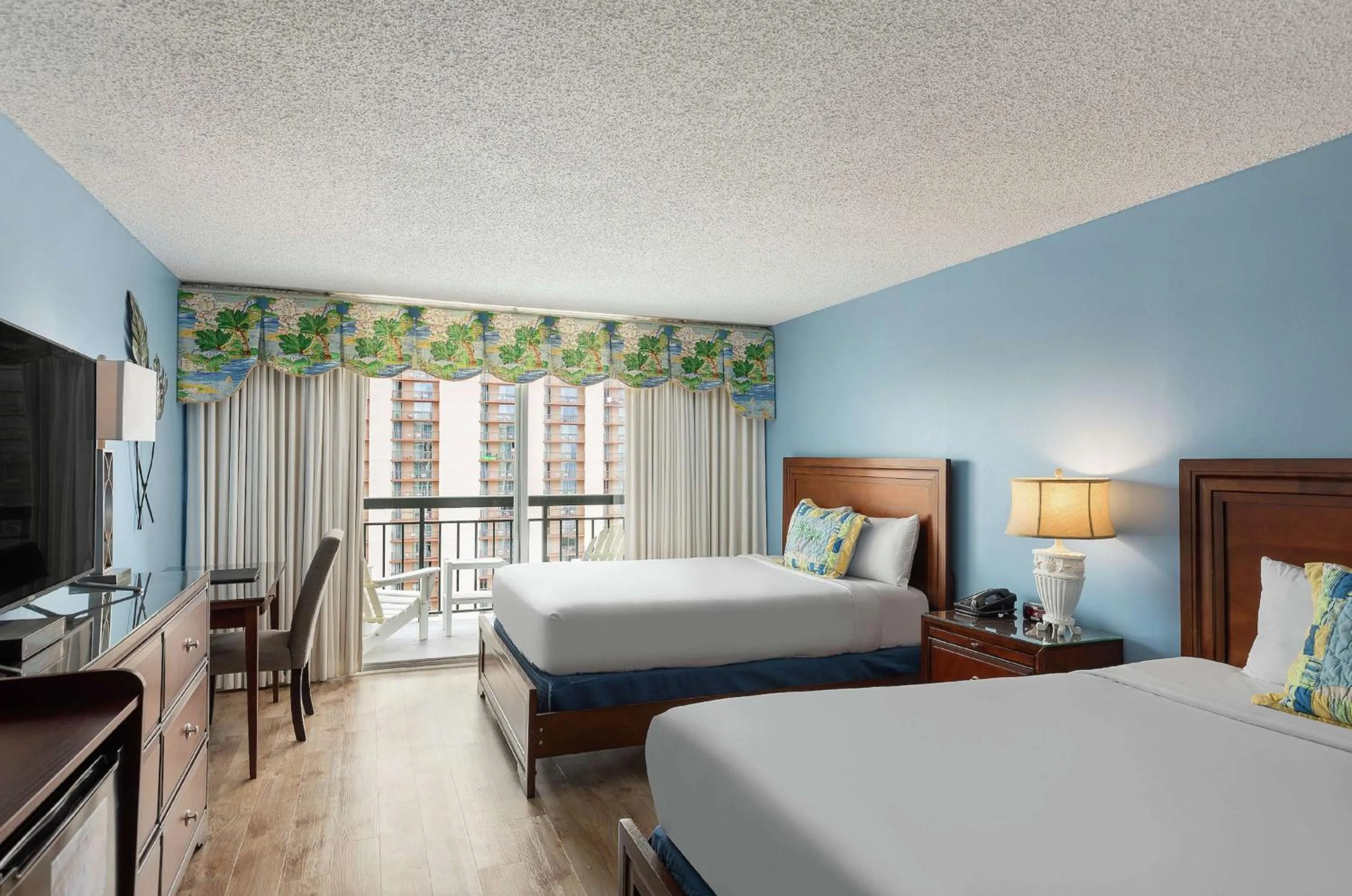 Bed in Kingston Plantation Condos