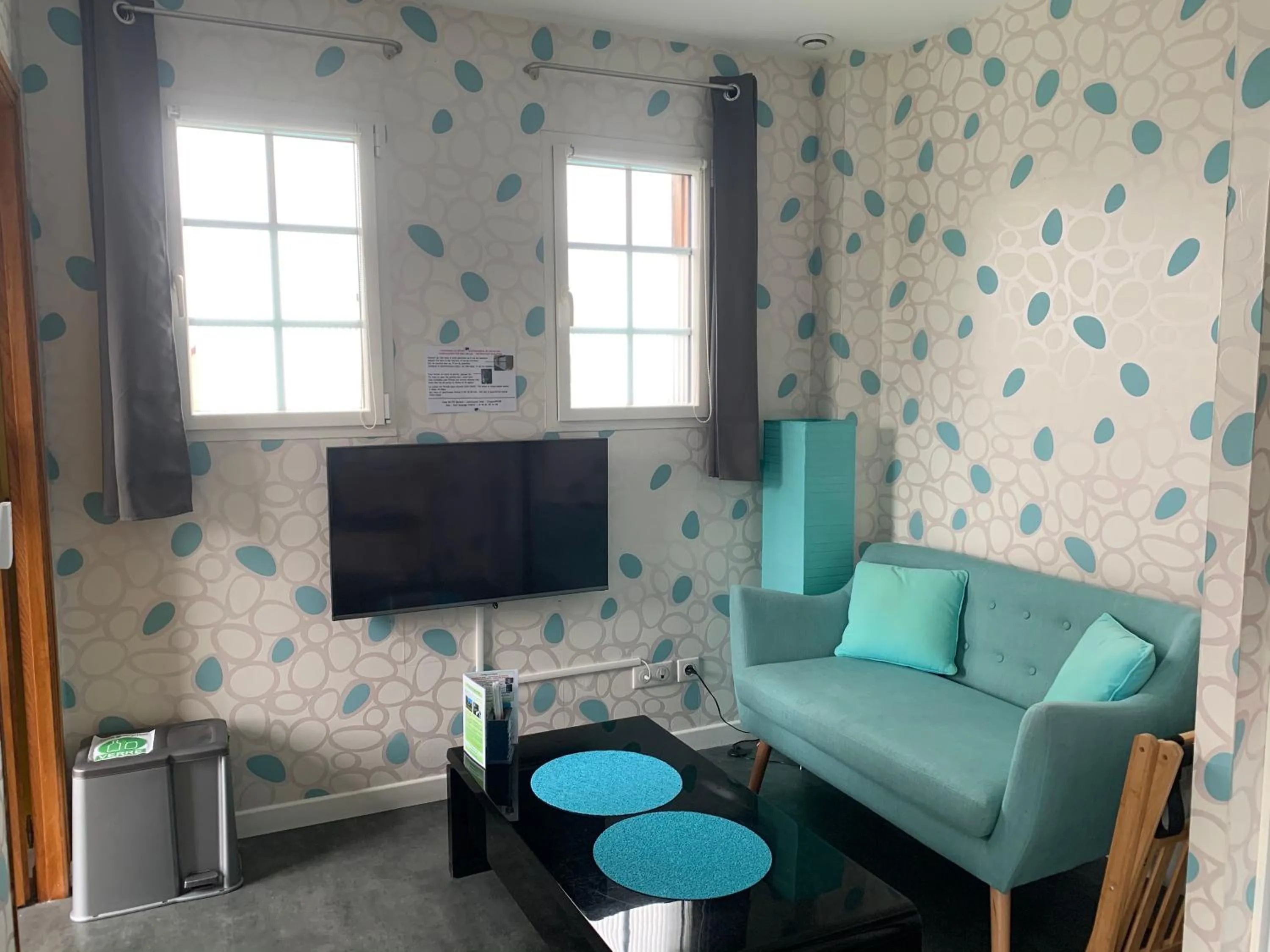 Seating area in Le Lagon