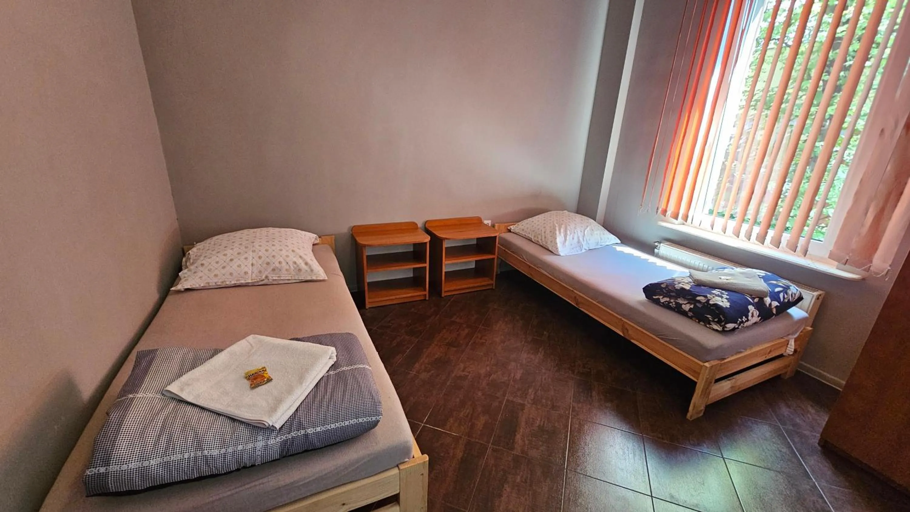 Standard Double Room with Shared Bathroom - single occupancy in Apartamenty Piekary