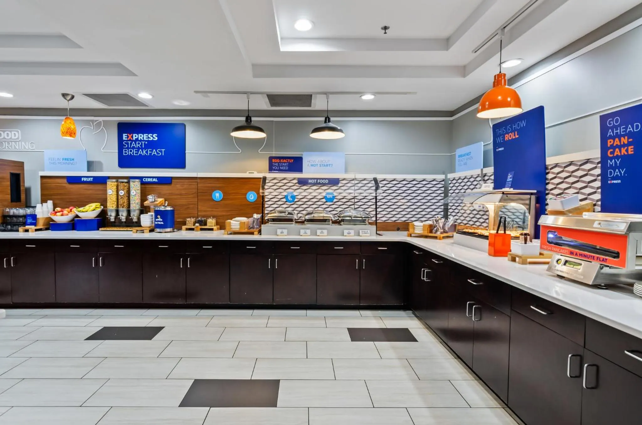 Breakfast in Holiday Inn Express & Suites Wytheville by IHG