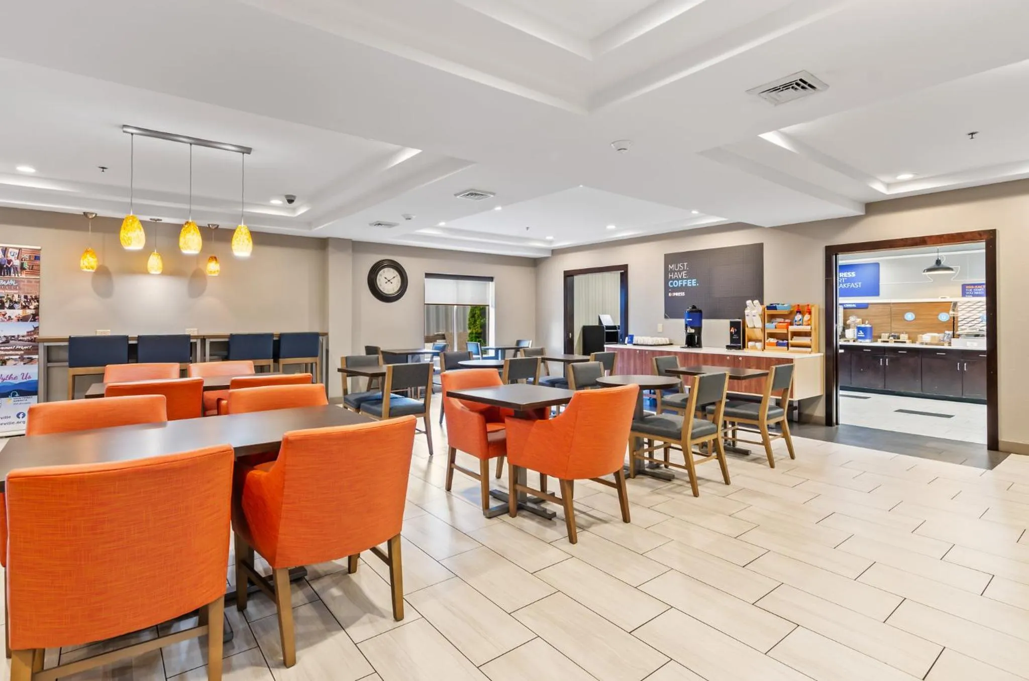 Breakfast in Holiday Inn Express & Suites Wytheville by IHG