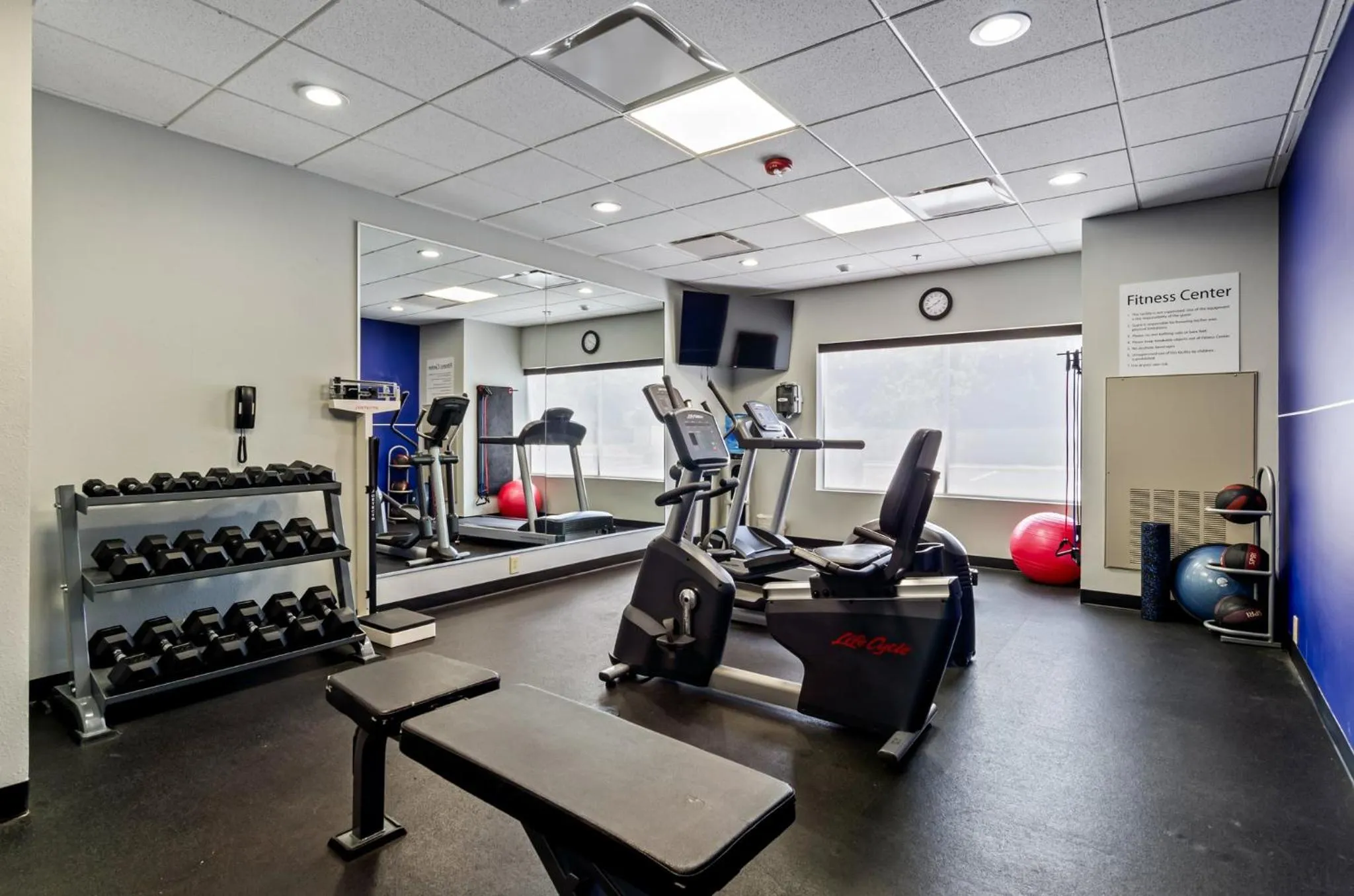 Spa and wellness centre/facilities in Holiday Inn Express & Suites Wytheville by IHG