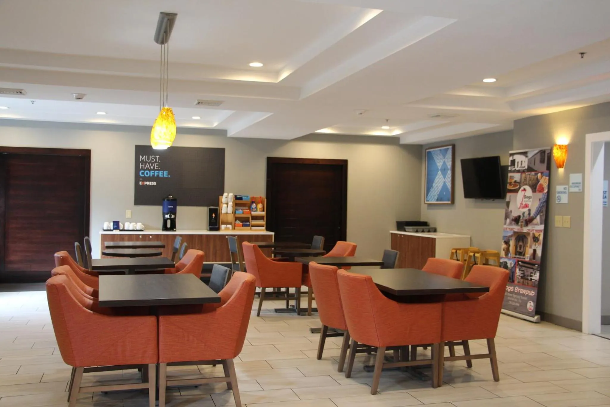 Restaurant/places to eat in Holiday Inn Express & Suites Wytheville by IHG