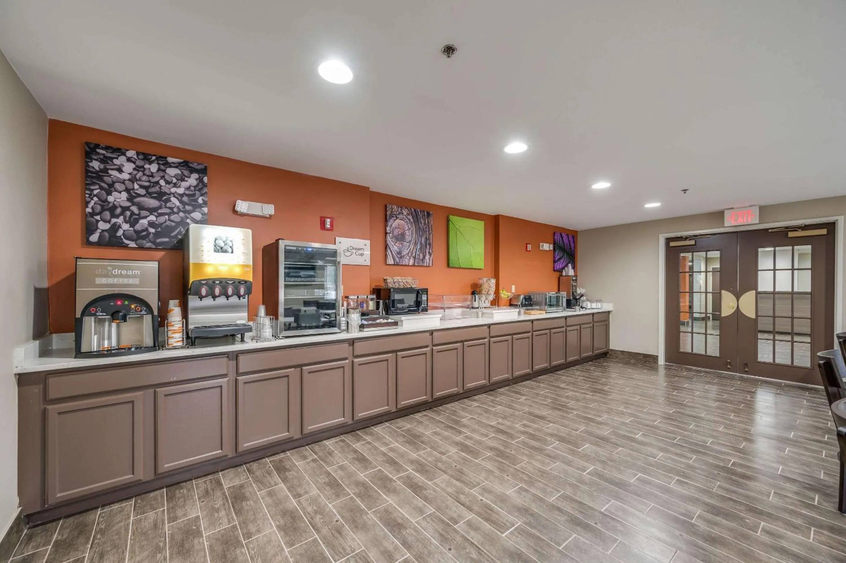 Restaurant/places to eat in Sleep Inn & Suites Decatur West