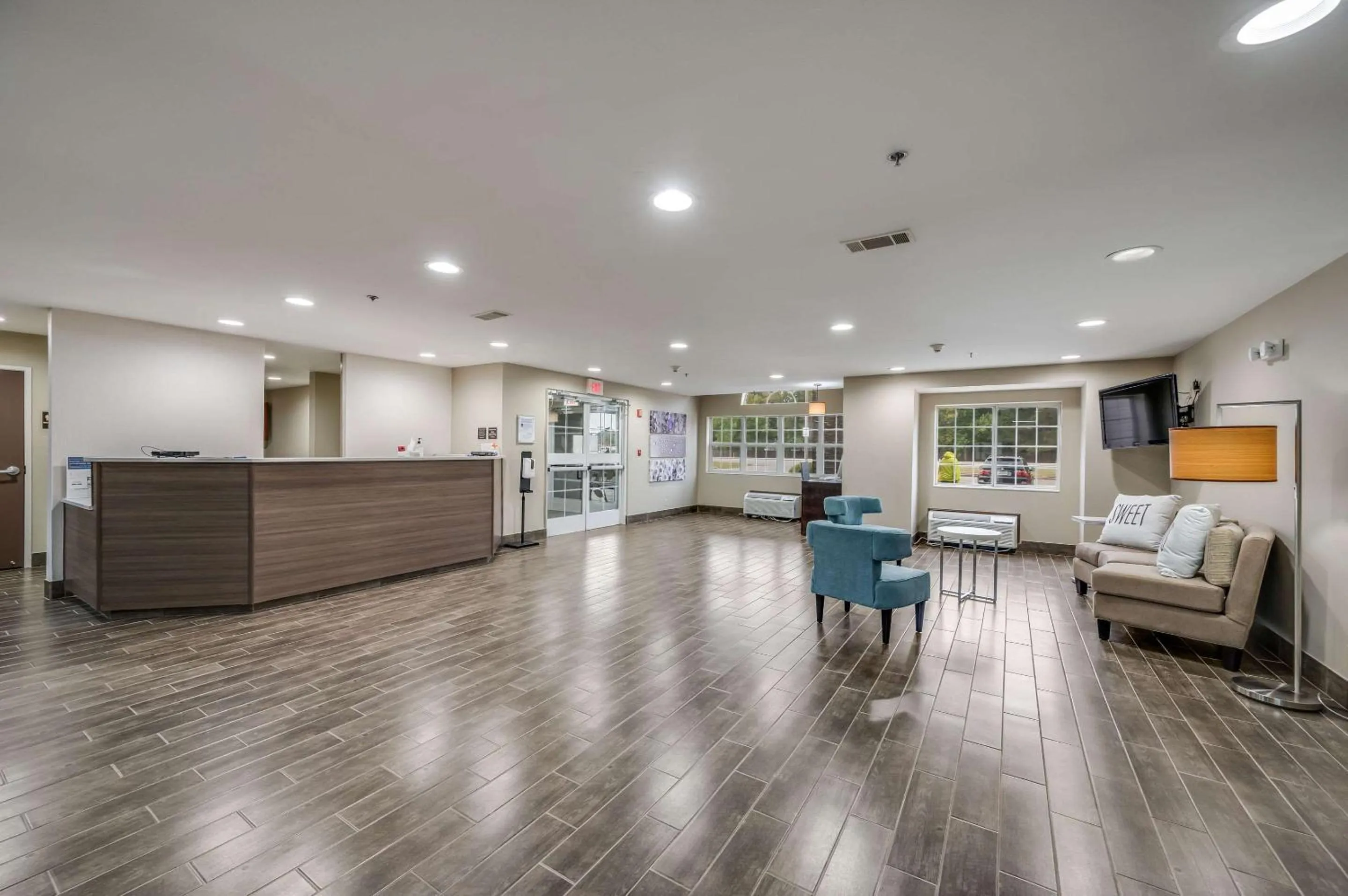 Lobby or reception in Sleep Inn & Suites Decatur West