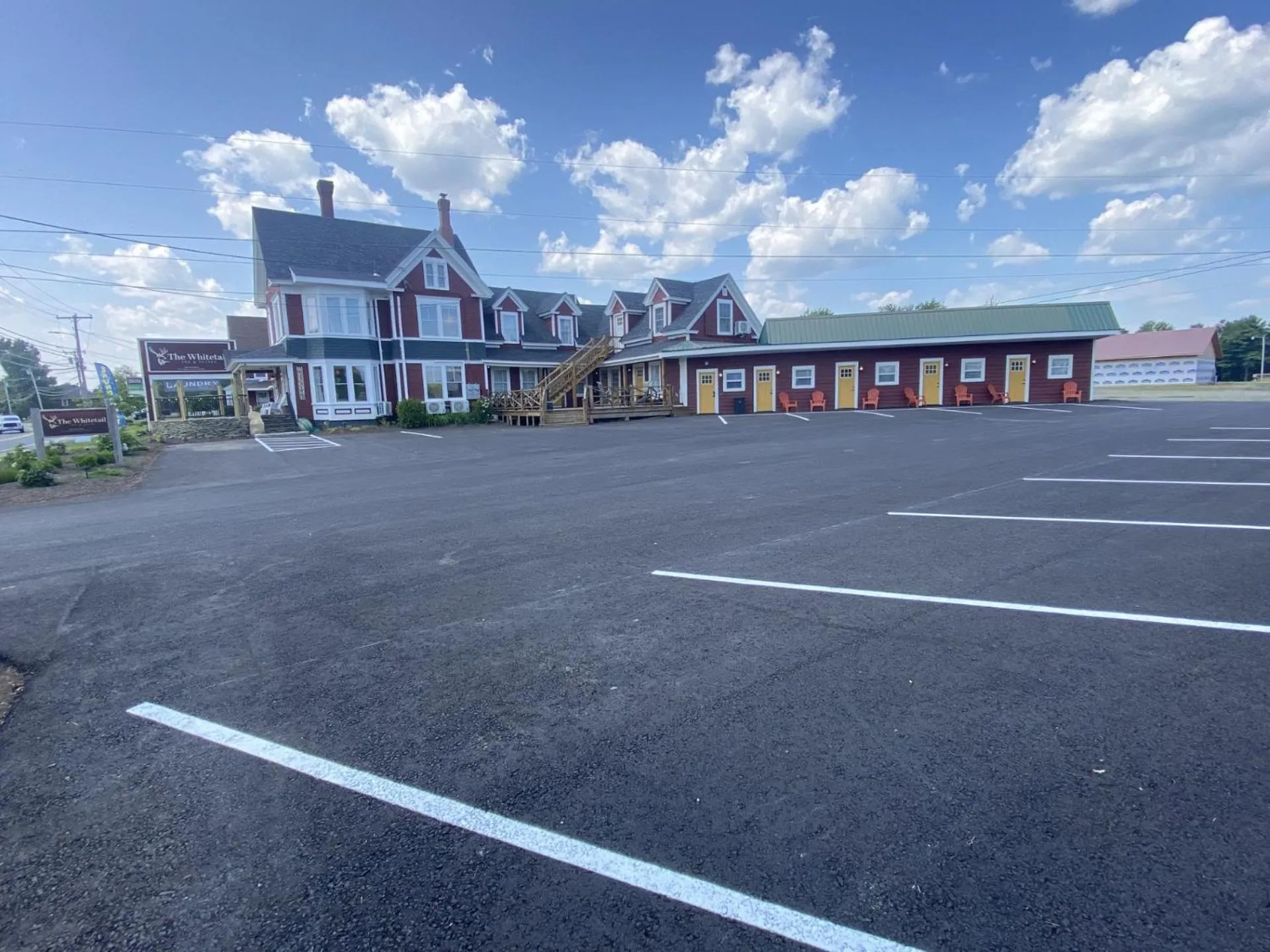 The Whitetail Inn and Suites- Lincoln