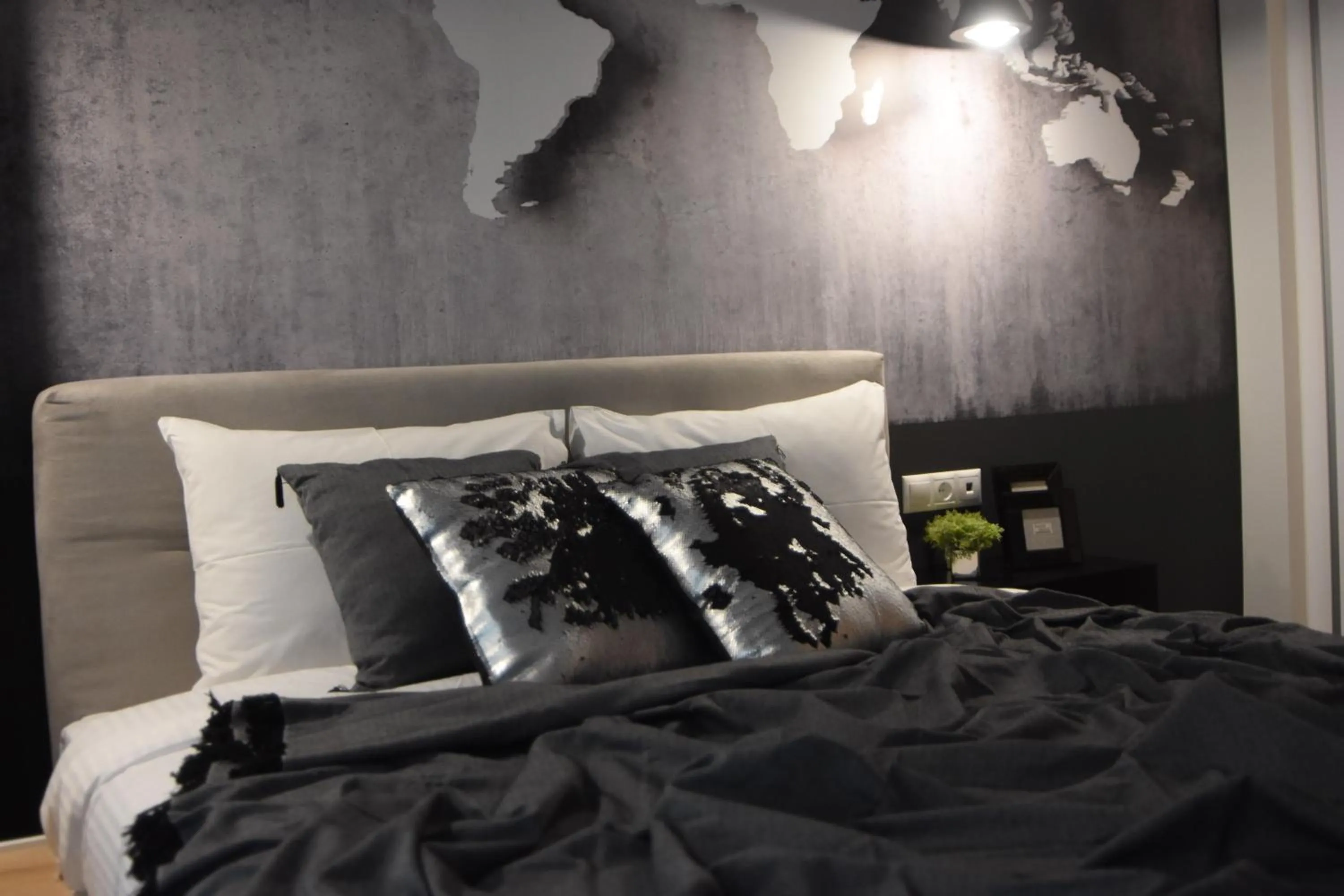 Comely luxury Apt Must