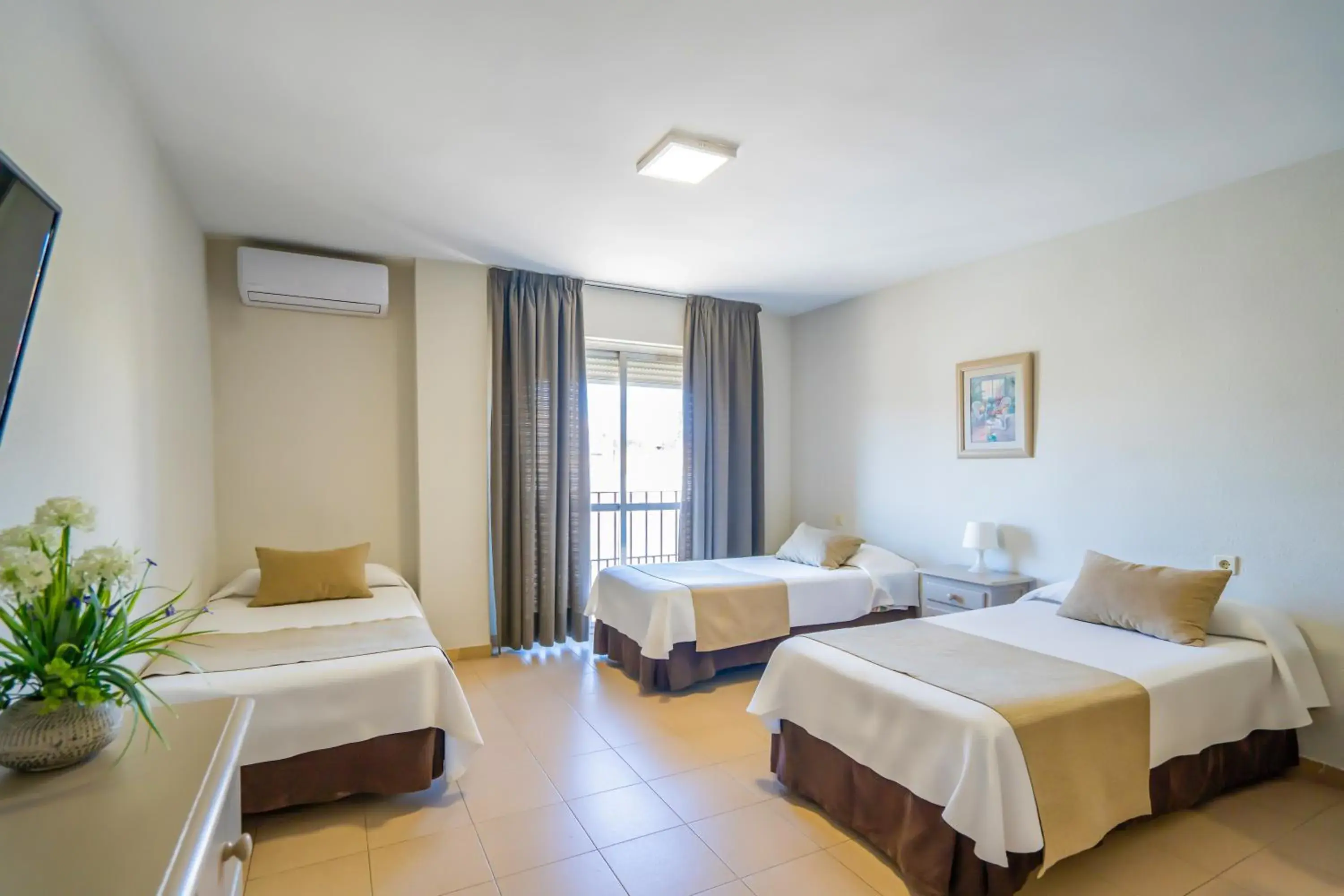 Studio (3 Adults) in Apartamentos Puerta del Sur Studio (3 Adults) in Apartamentos Puerta del Sur