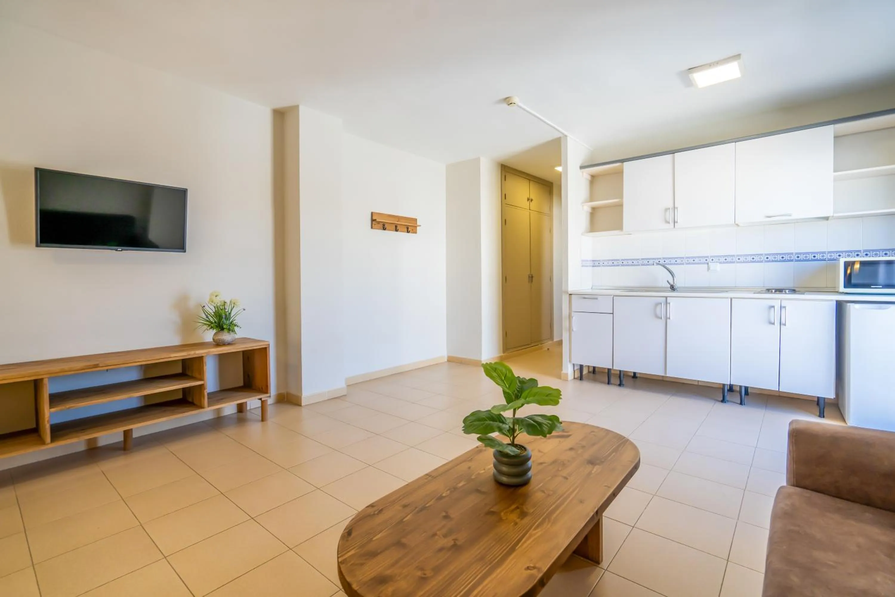 Kitchen or kitchenette in Apartamentos Puerta del Sur