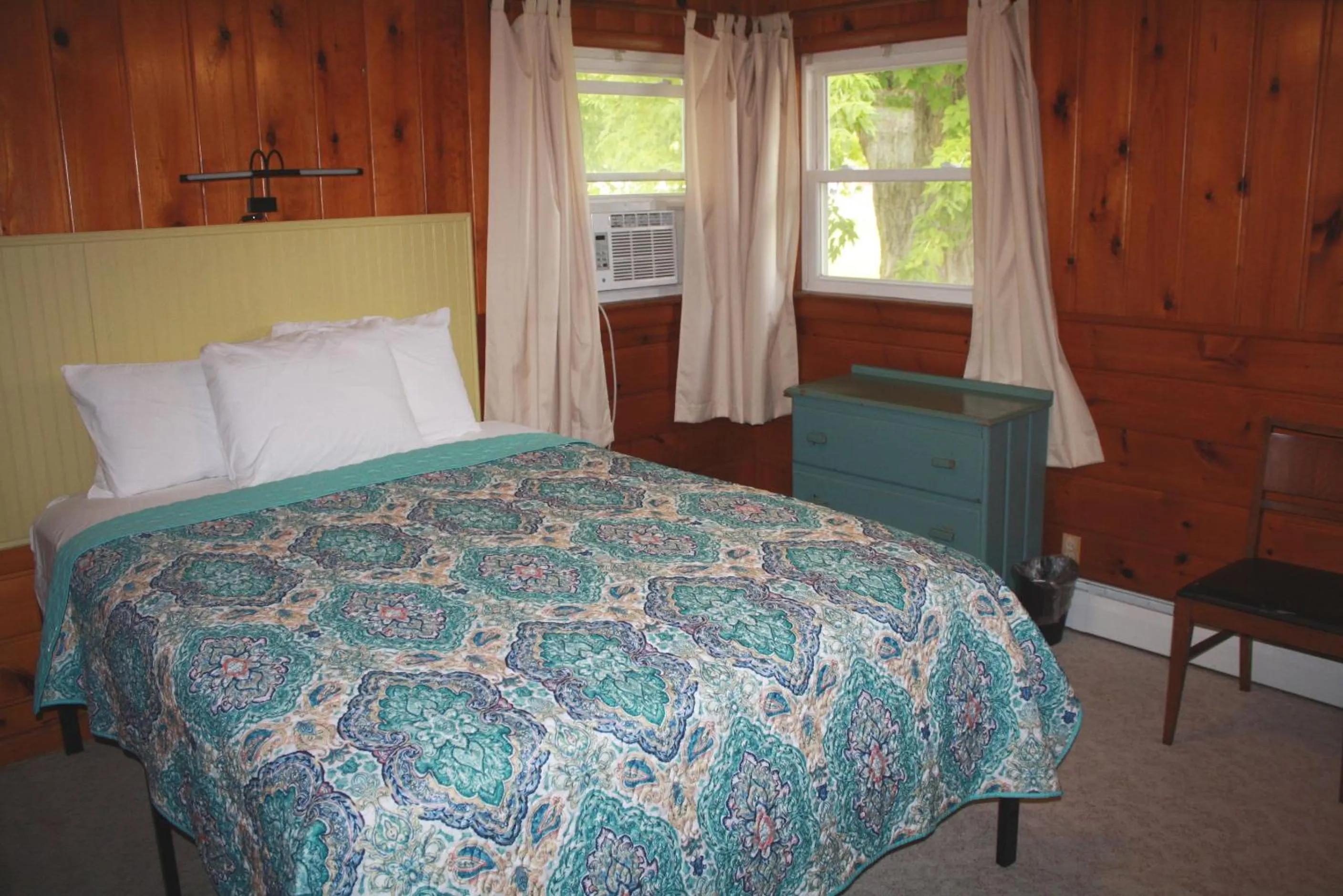 Bed in Paradise Beach resort