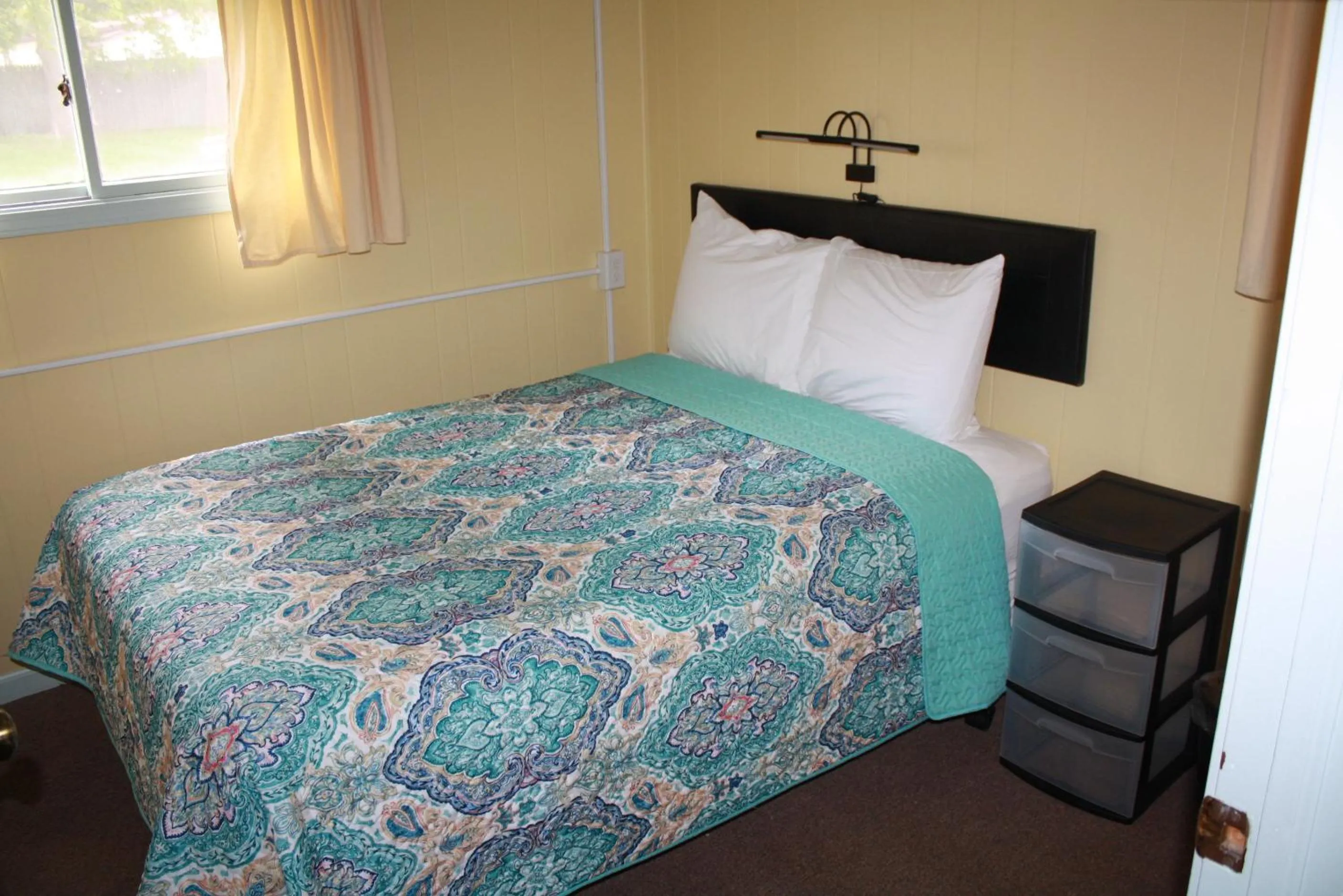 Bed in Paradise Beach resort