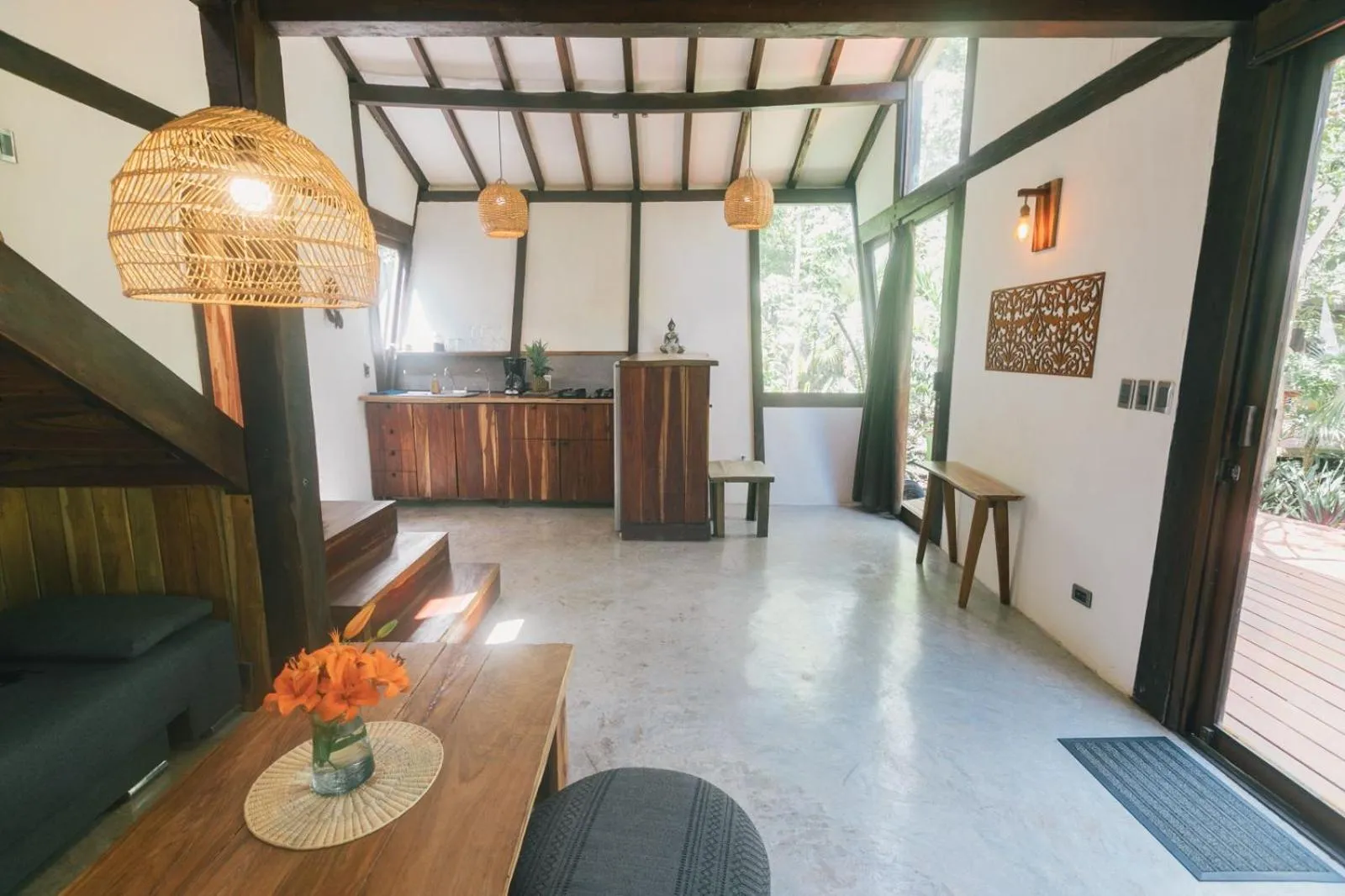 Nahouse Jungle Lodges