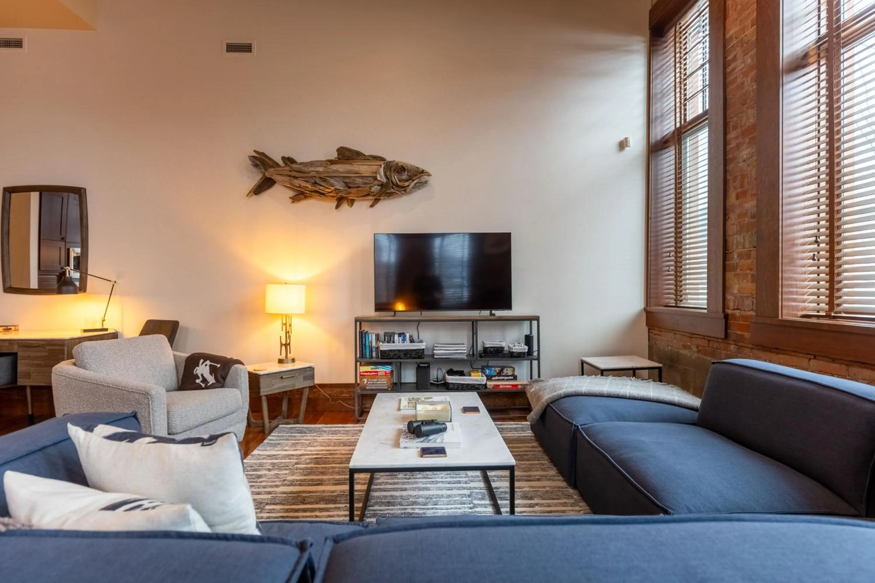 901 by Fernie Central Reservations