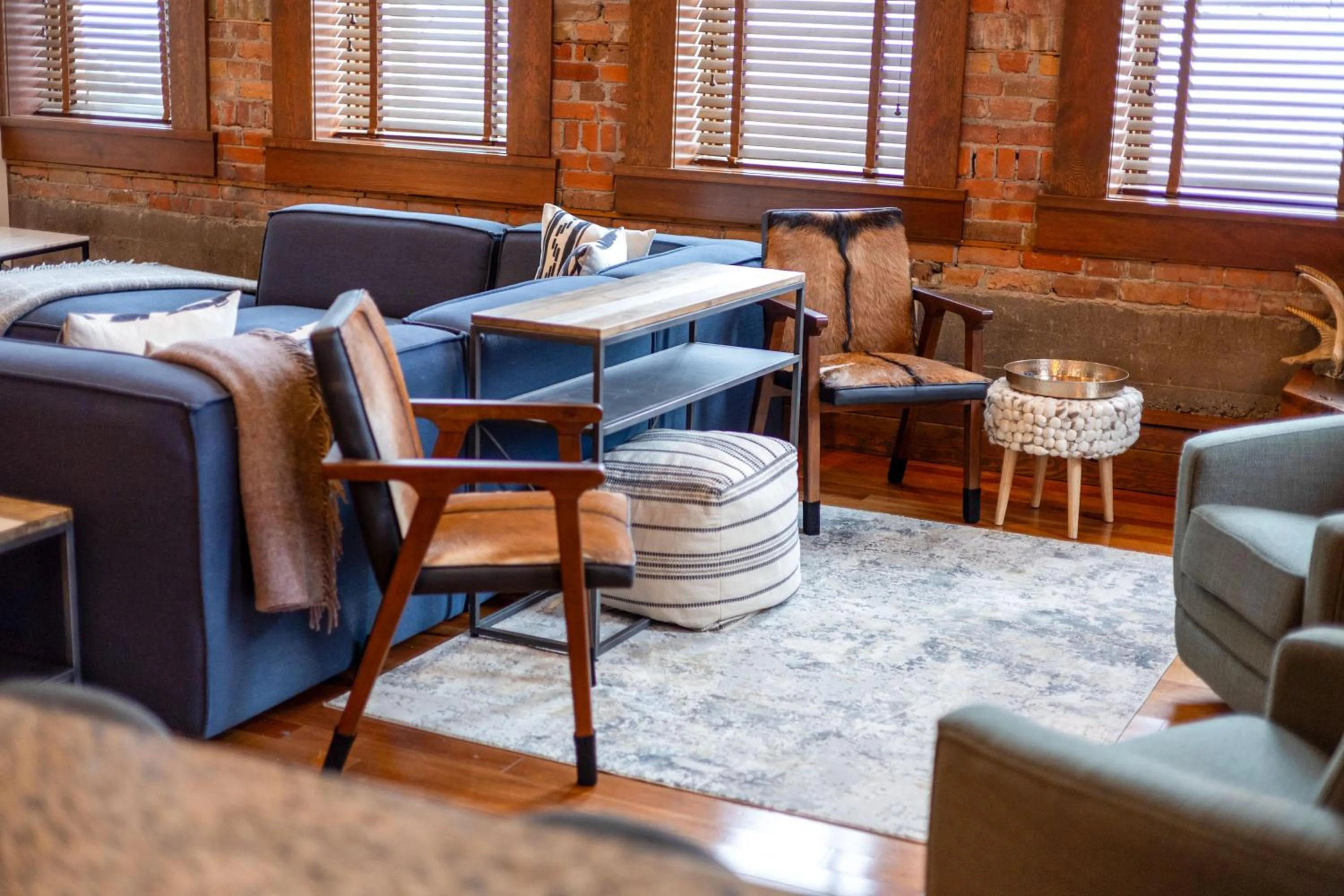 901 by Fernie Central Reservations